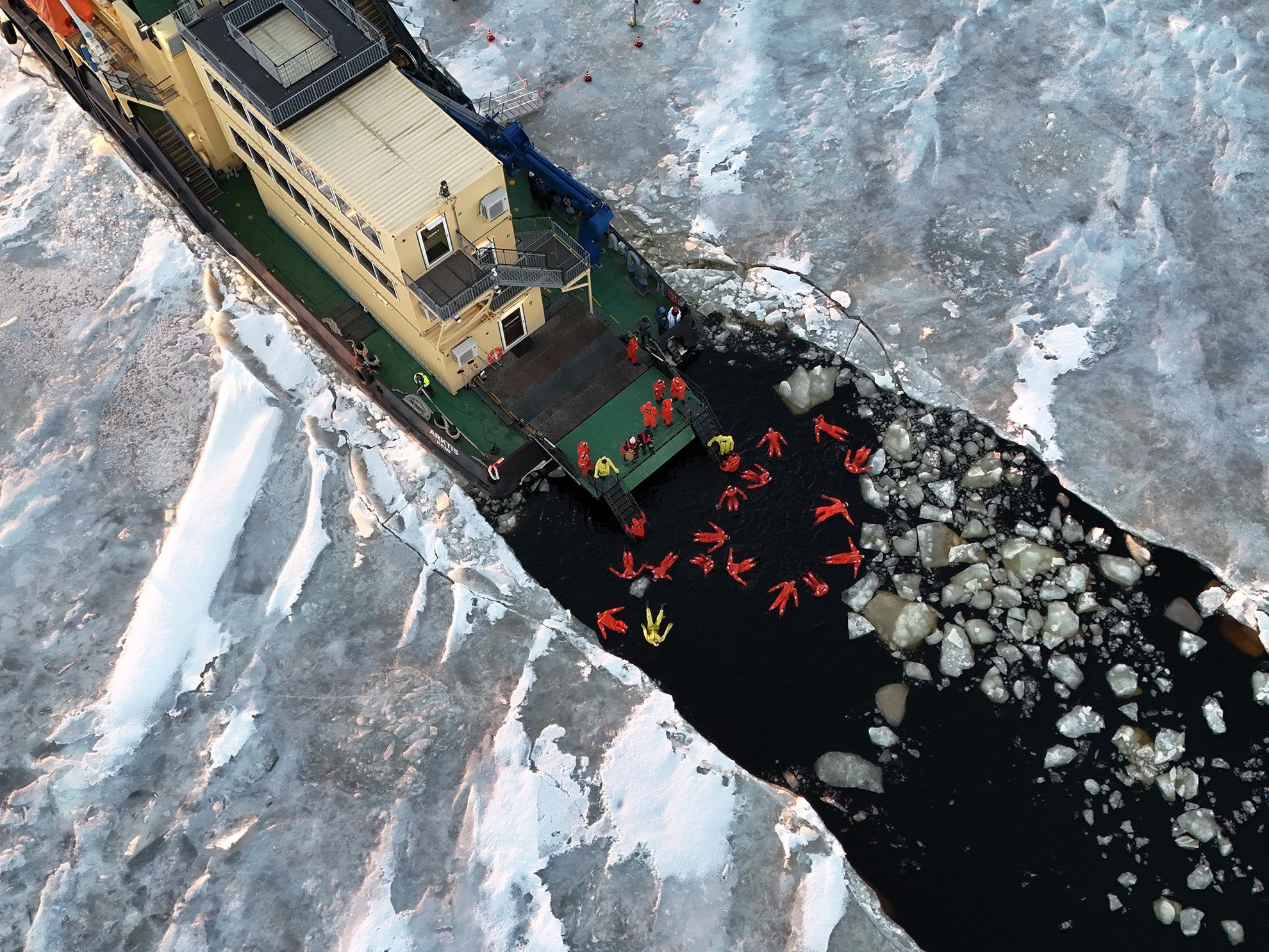 Icebreaker Arktis Cruise with Ice Floating from Rovaniemi