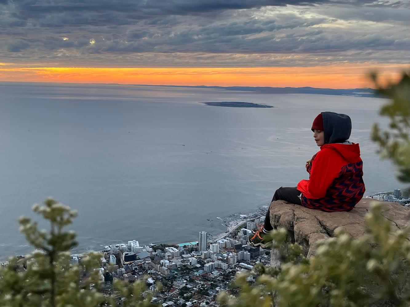 Cape Town: Lion's Head or Table Mountain Guided Hike