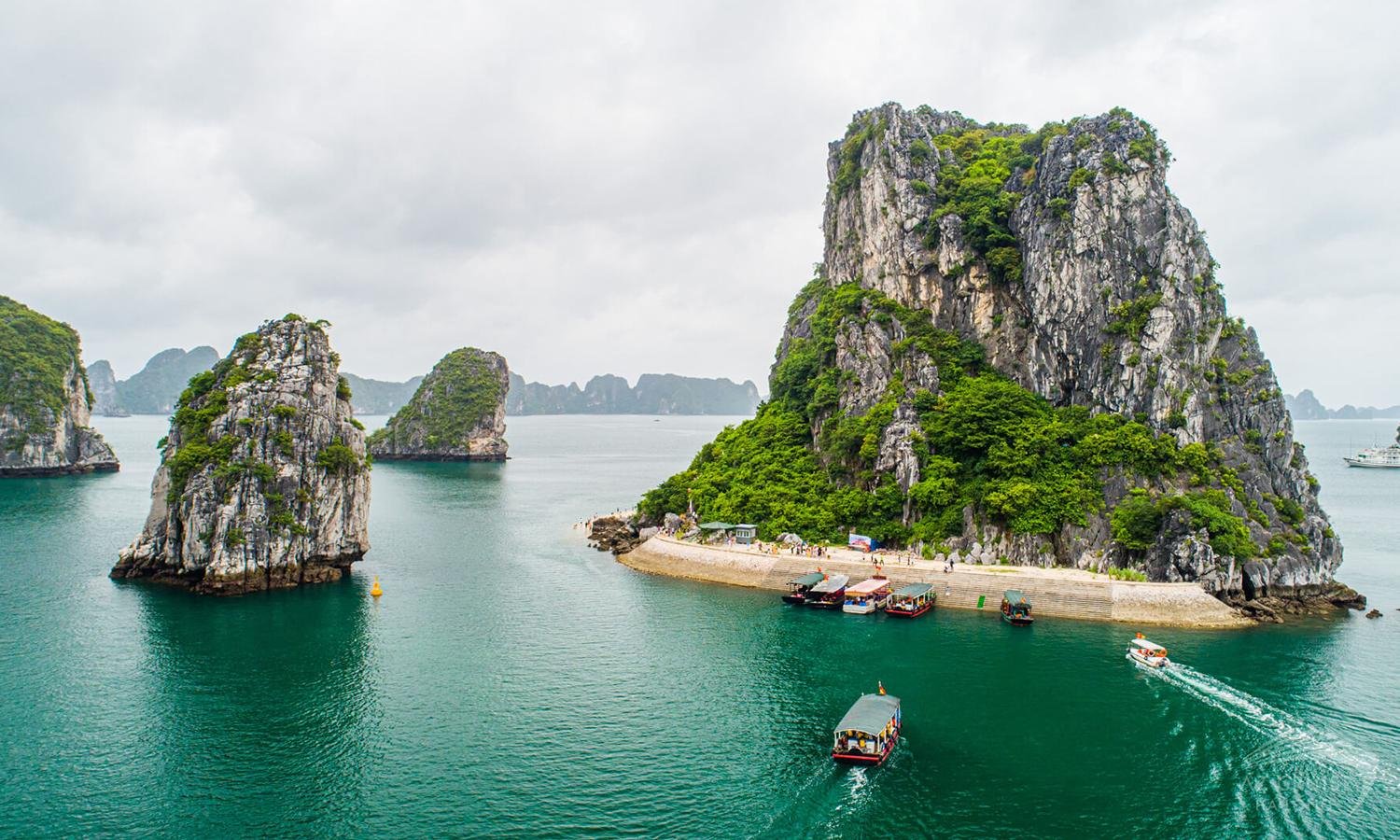 Ha Long Bay 2-Day Overnight Boat Cruise from Hanoi