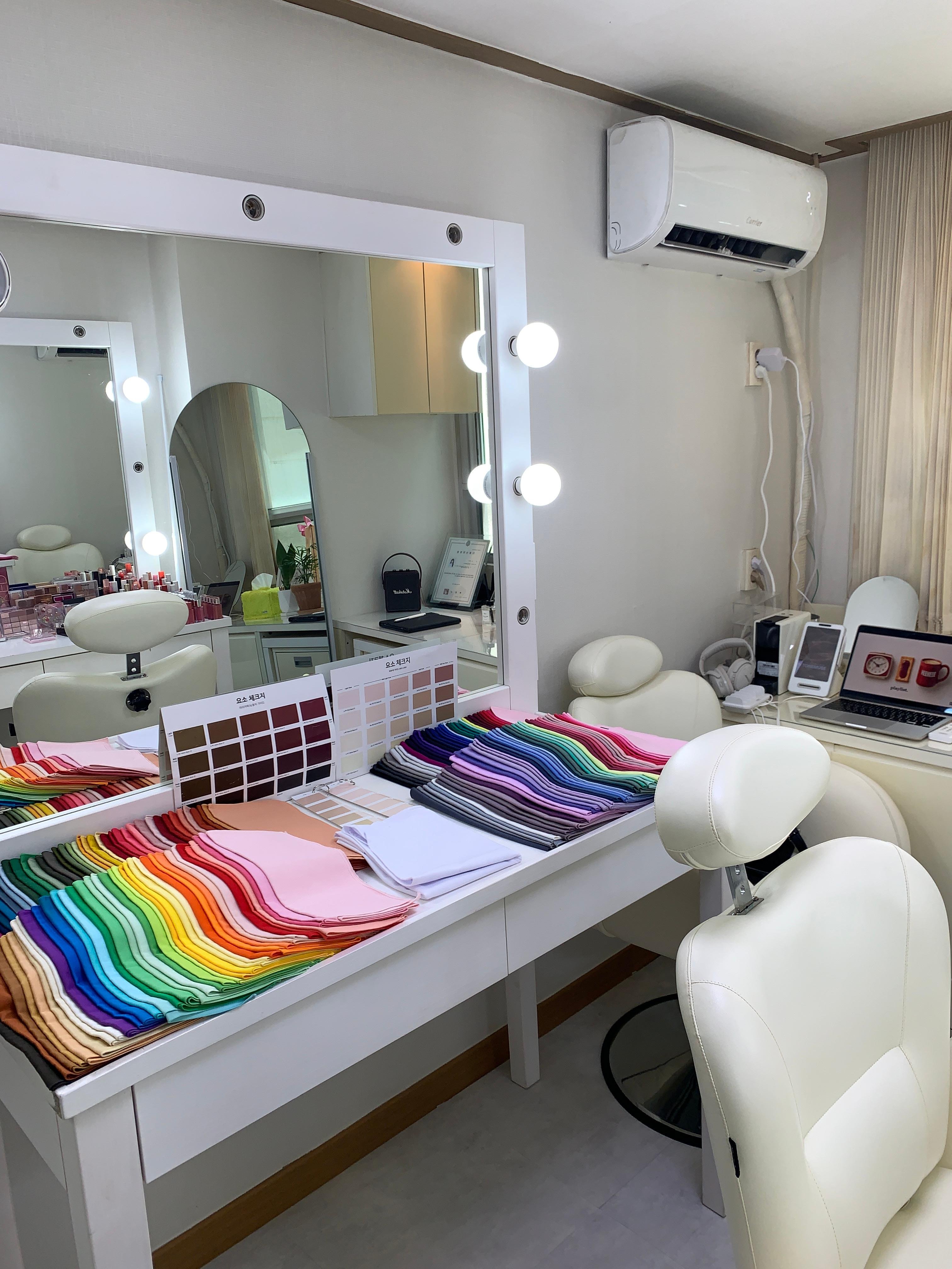 Seoul: Personalized KBeauty Experience with OliveYoung Guide — Seoul K-beauty experience photo 1