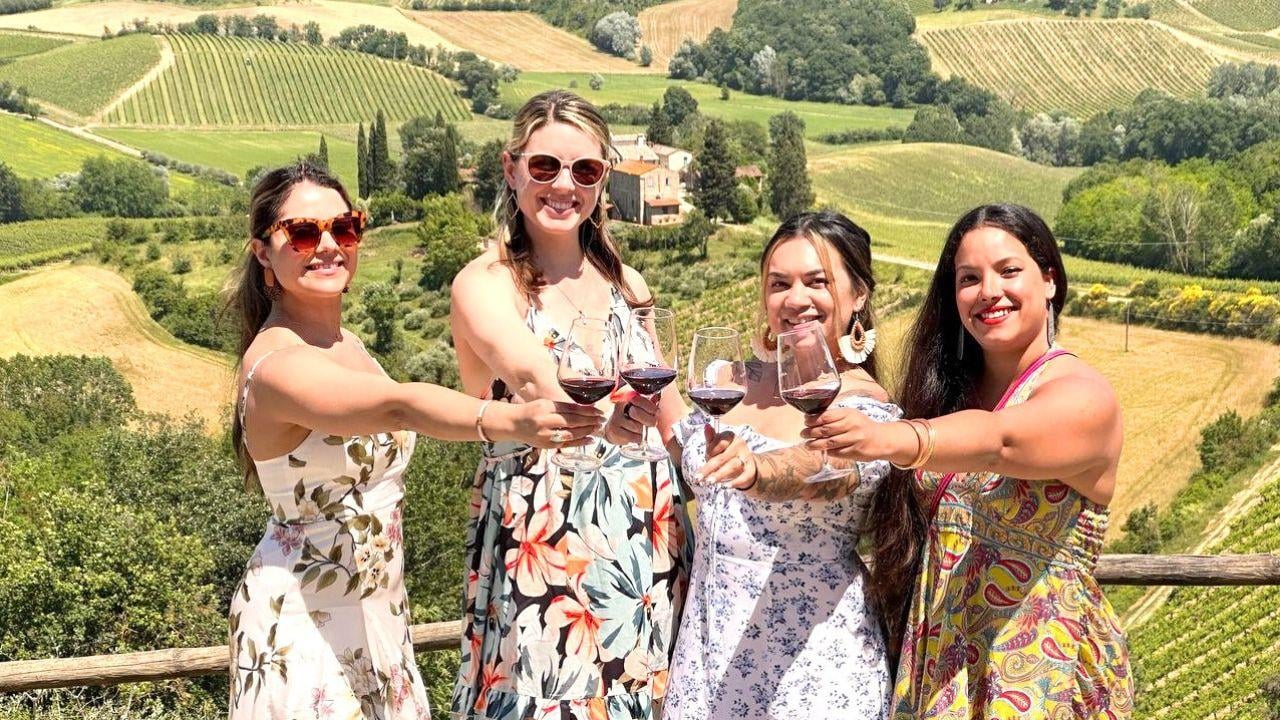 Tuscany Wine Tour: 2 Wineries & San Gimignano from Florence