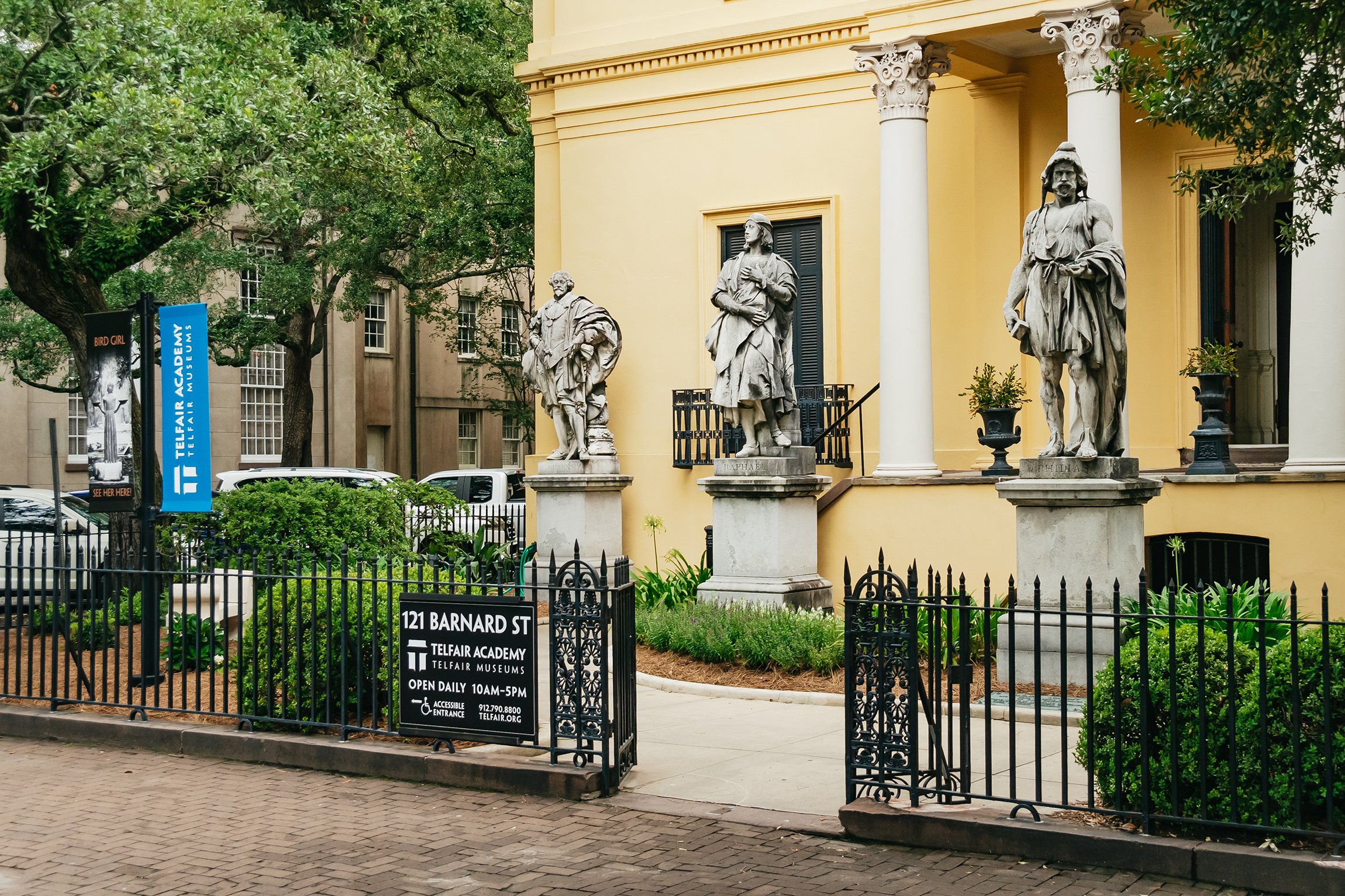 Savannah Panoramic Historic Trolley Tour