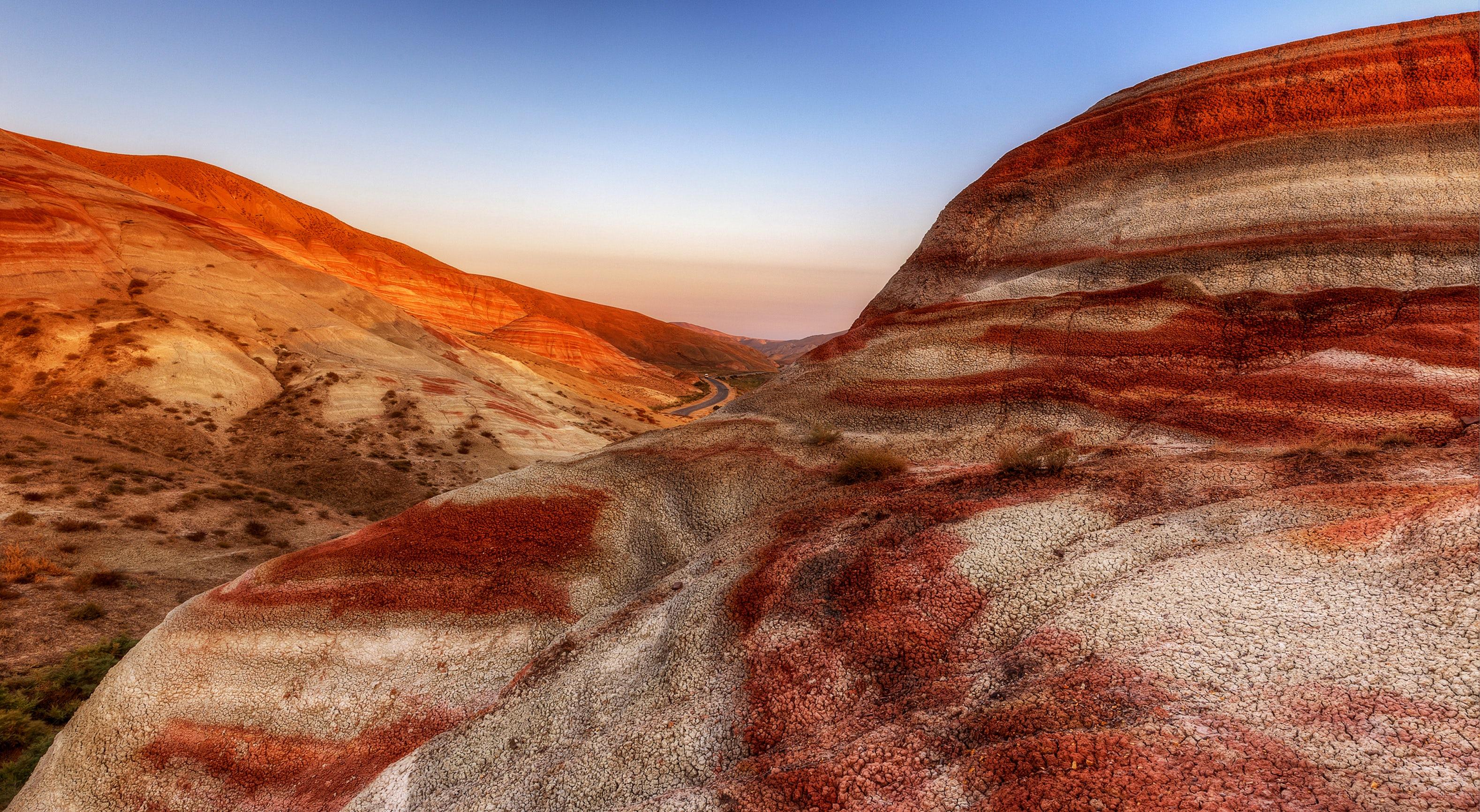 Candy Mountains, Pink Lake & Sacred Sites Day Tour