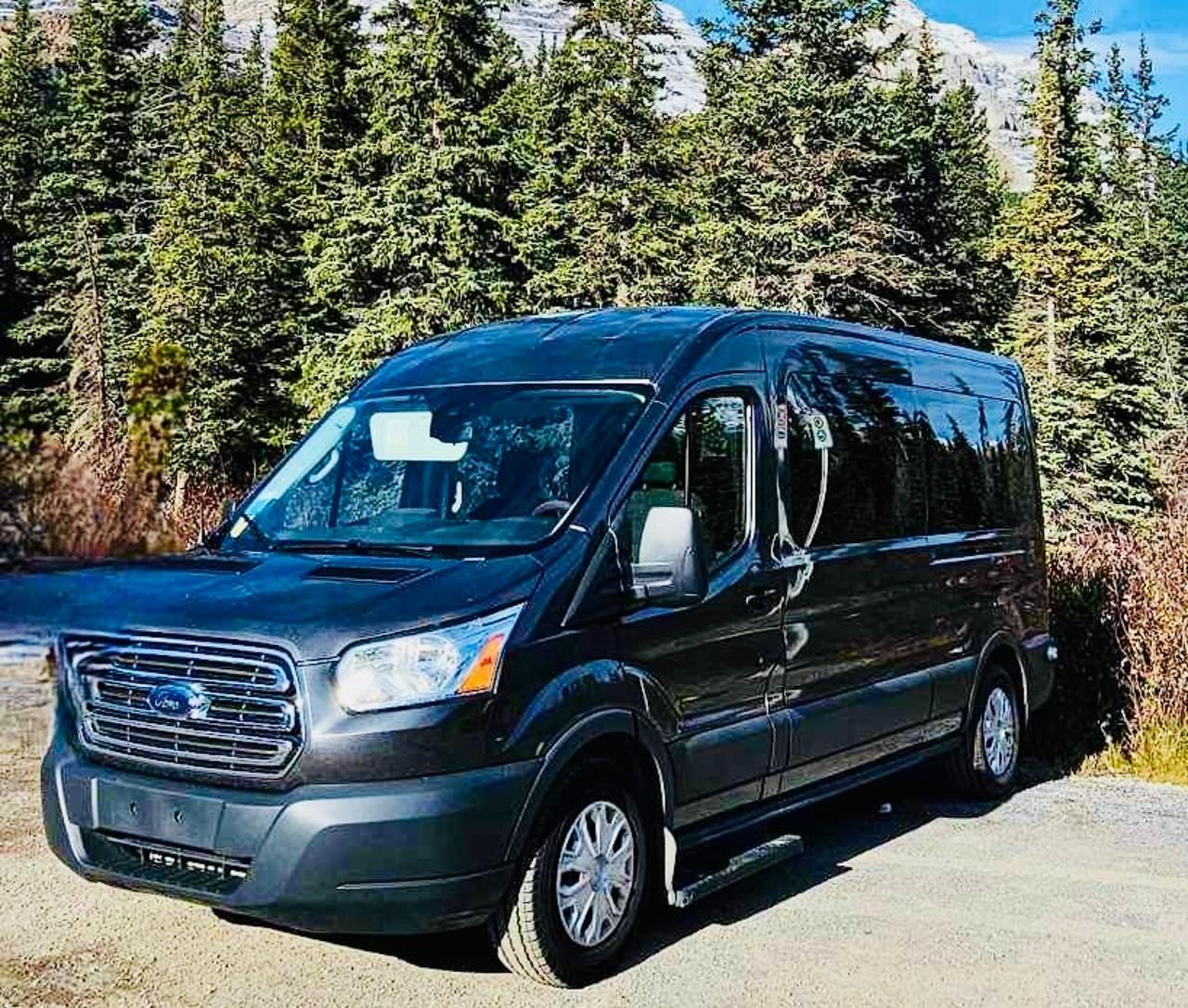 Calgary to Banff transfer transfer route — Lake Louise, Moraine Lake and Johnston Canyon — image 2