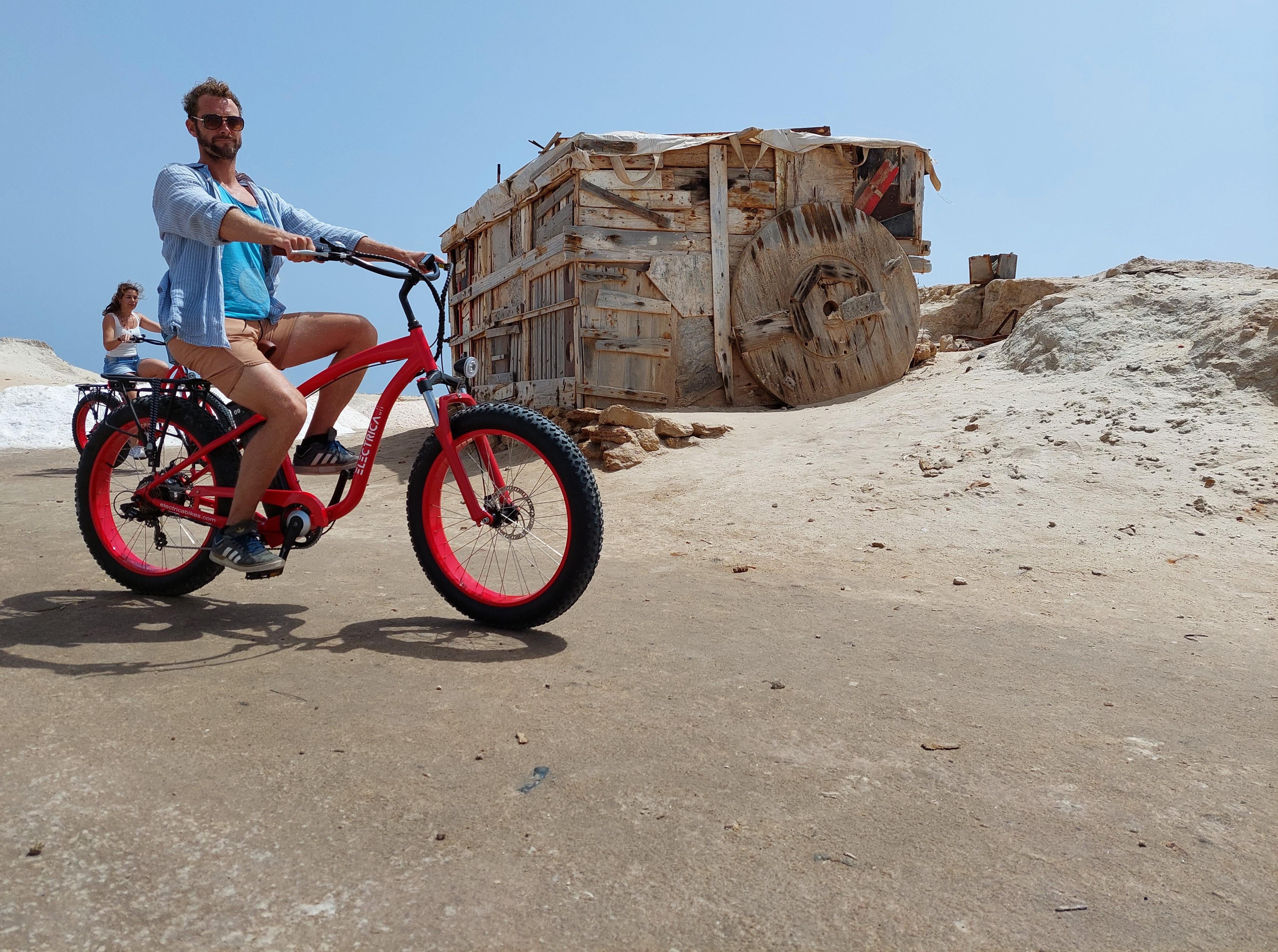 Sal Island E-Bike Rental with Accessories