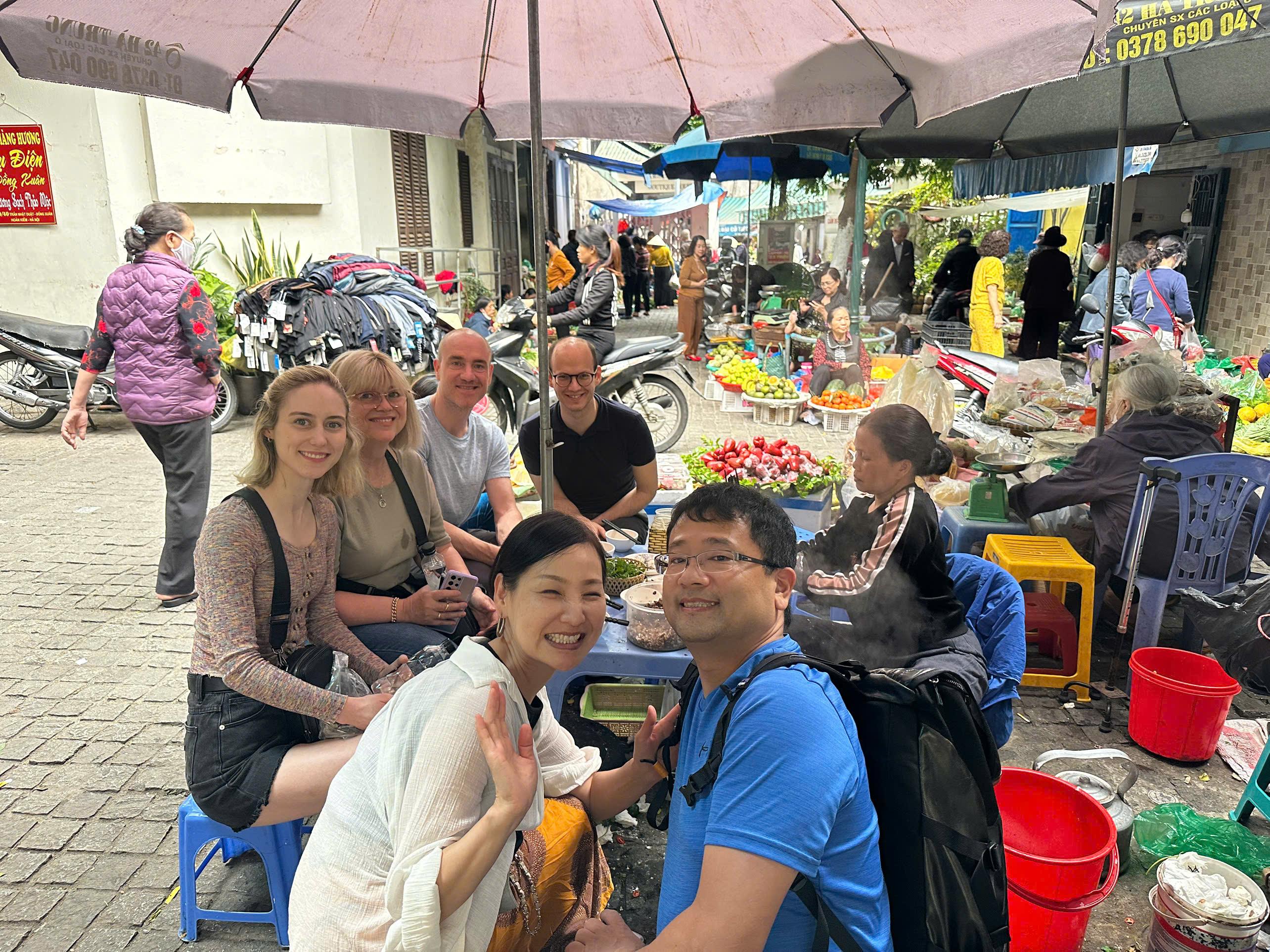 market tour in Hanoi — photo 11