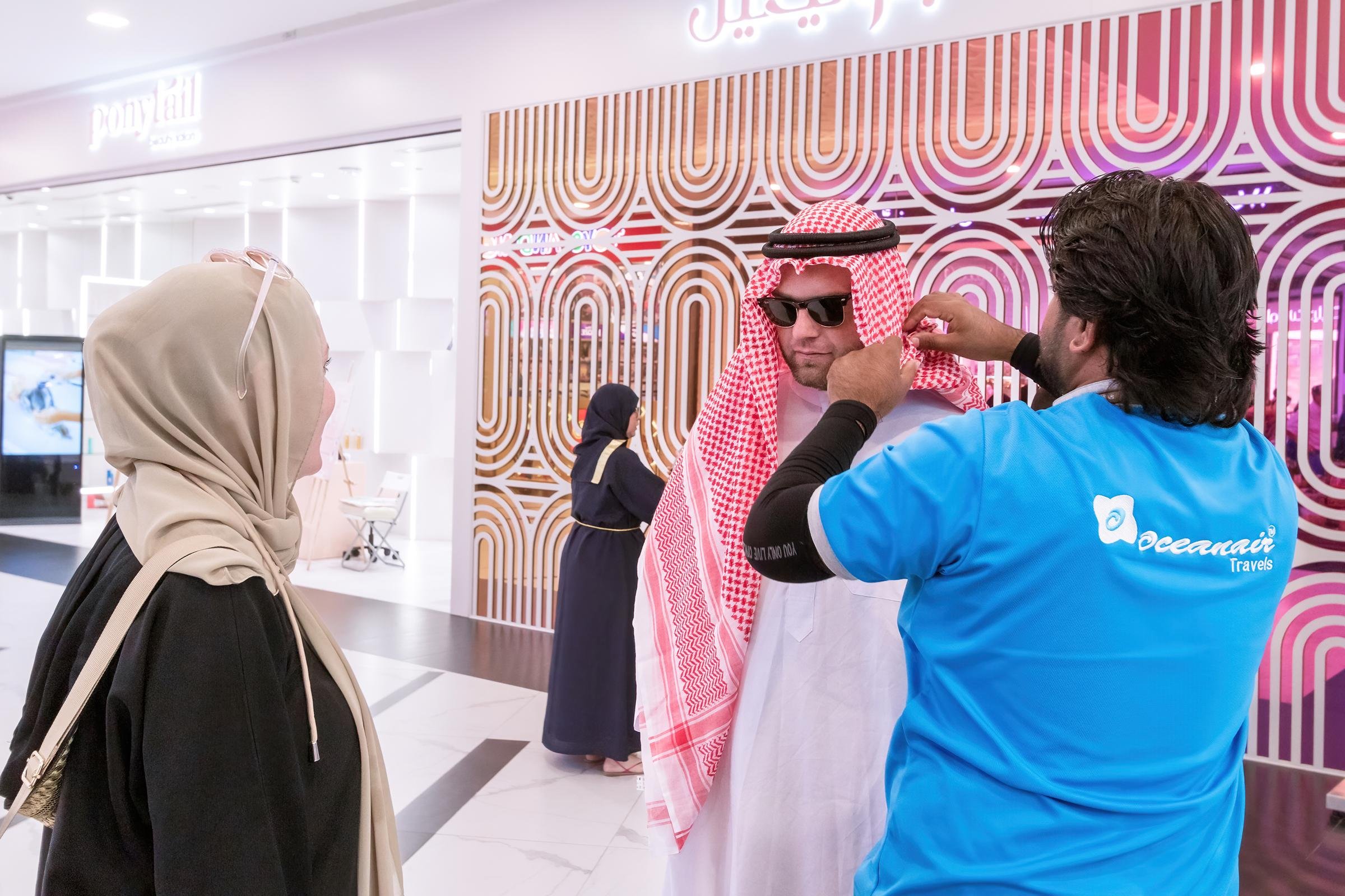 Dubai to Abu Dhabi: Sheikh Zayed Grand Mosque Guided Day Tour