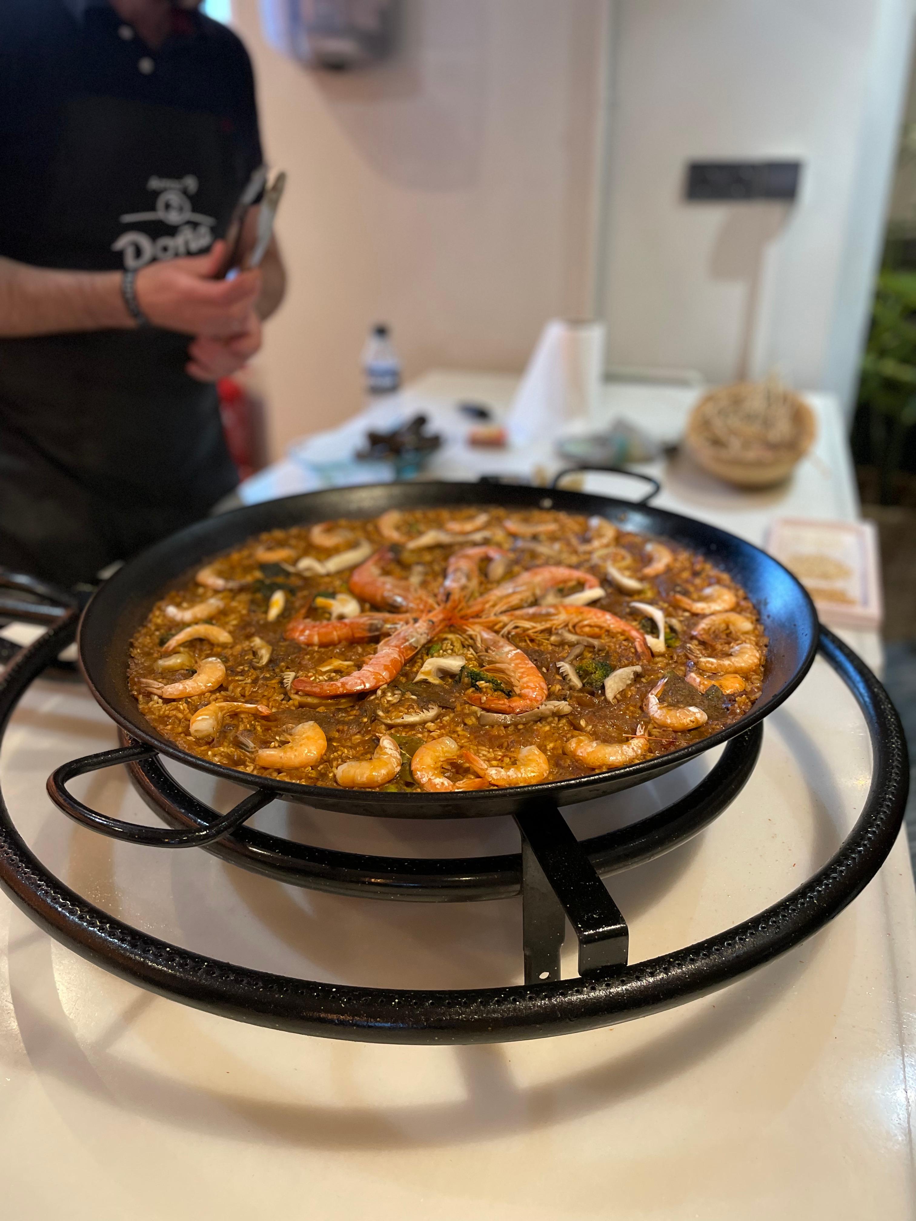 Paella Showcooking & Wine Tasting in Seville