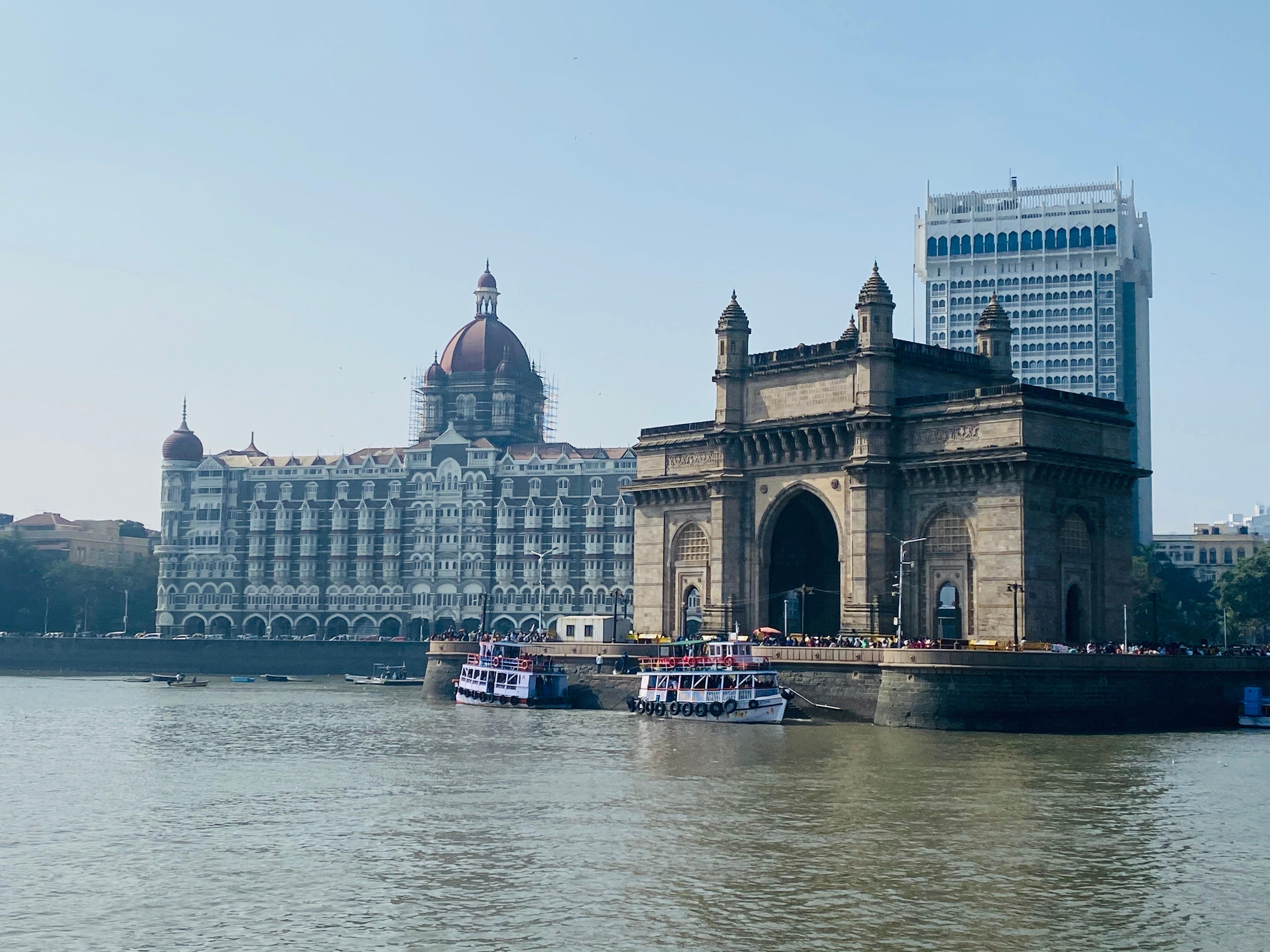 Customizable Mumbai City Explorer: Day & Night Private Tours