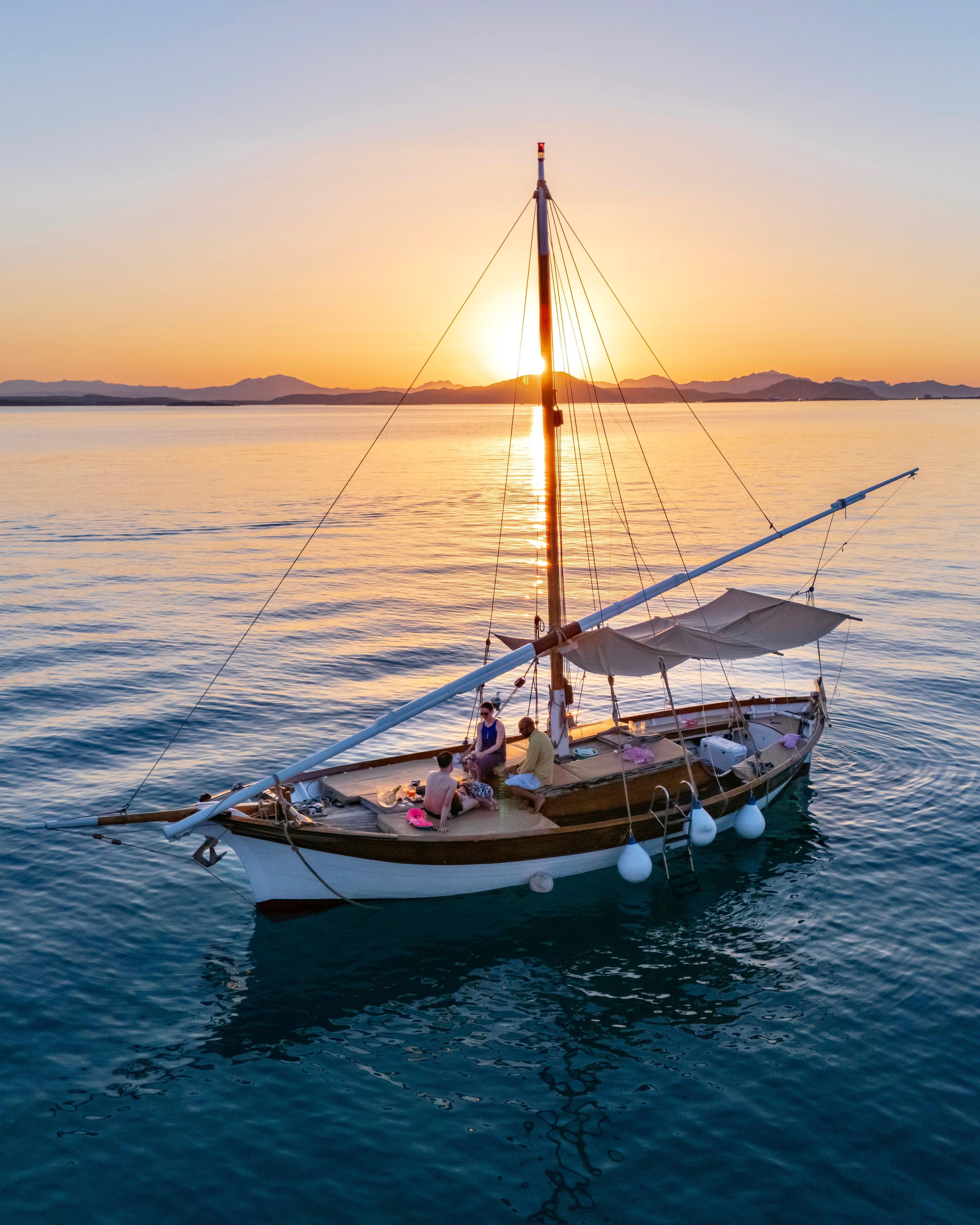 Vintage Boat Sunset Cruise to Tavolara with Aperitif