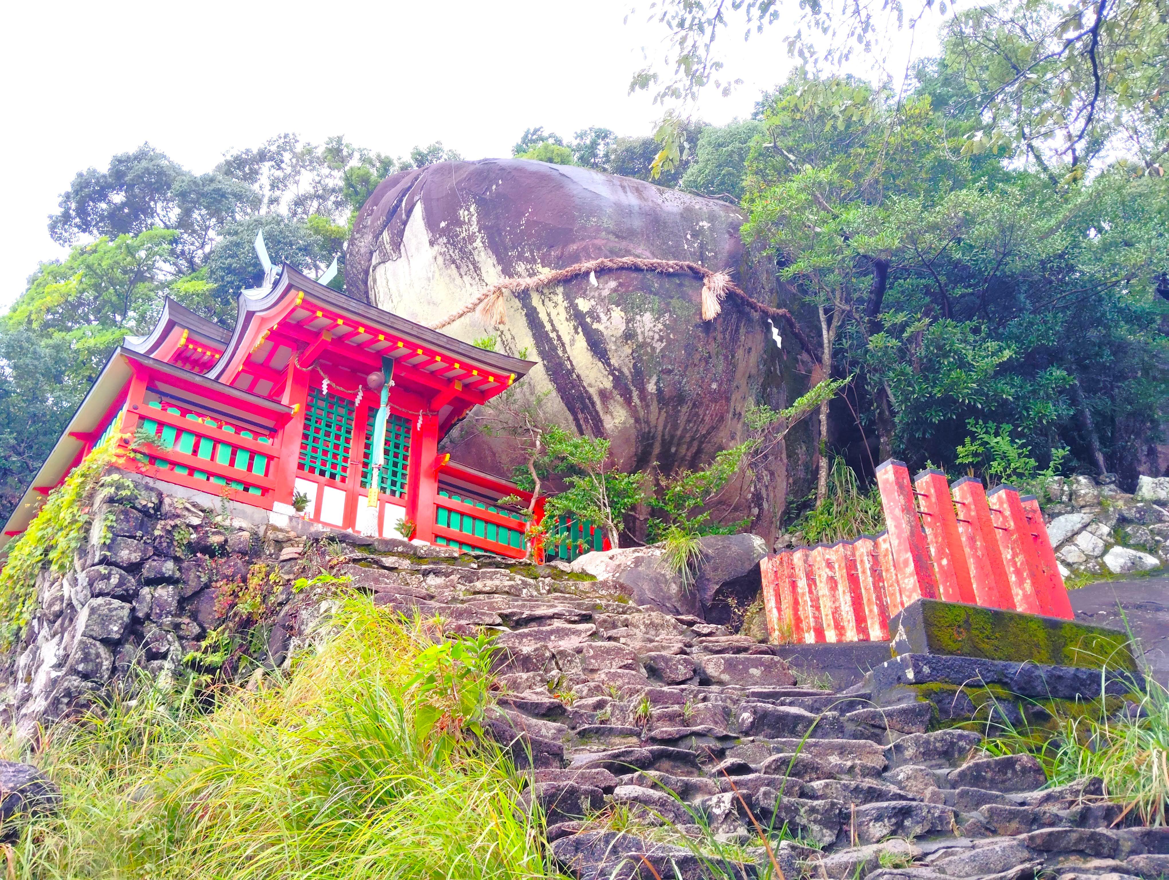 Kumano Sacred Sites: Hayatama Taisha & Kamikura Shrine Pilgrimage