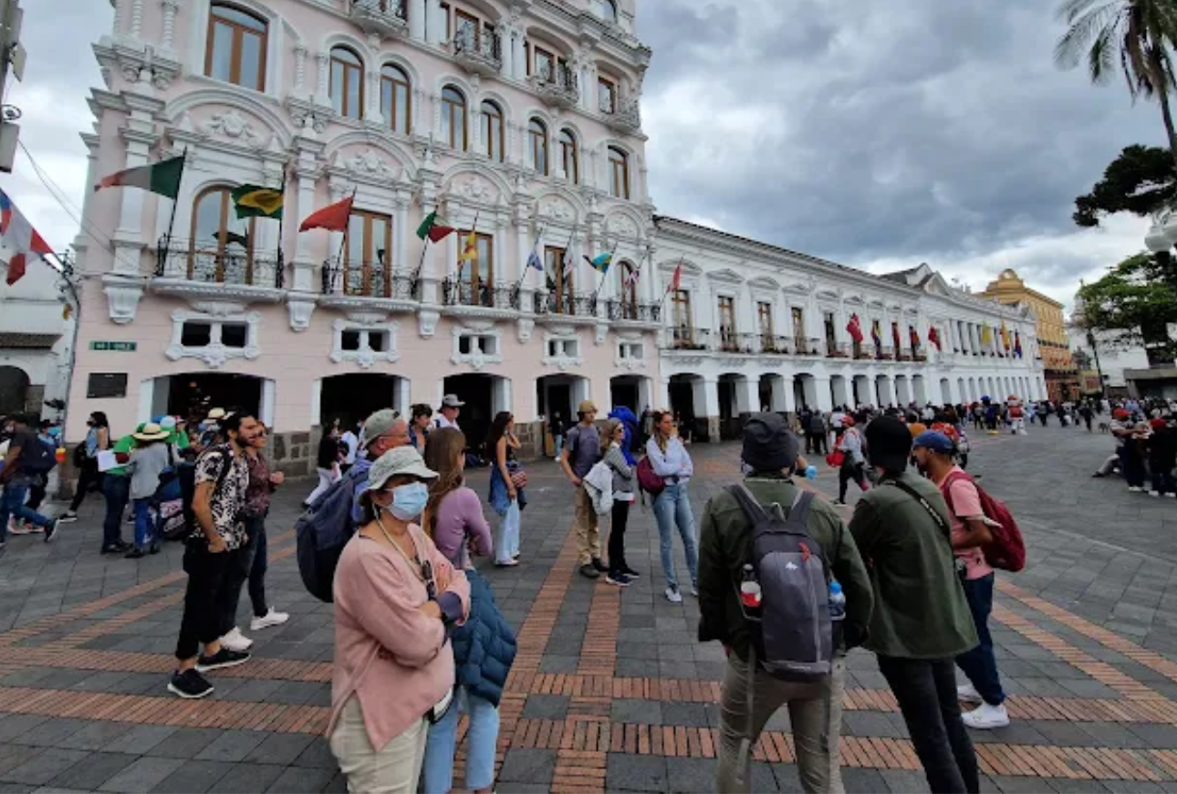 Quito Private Full-Day Tour: Colonial Landmarks & Market Life