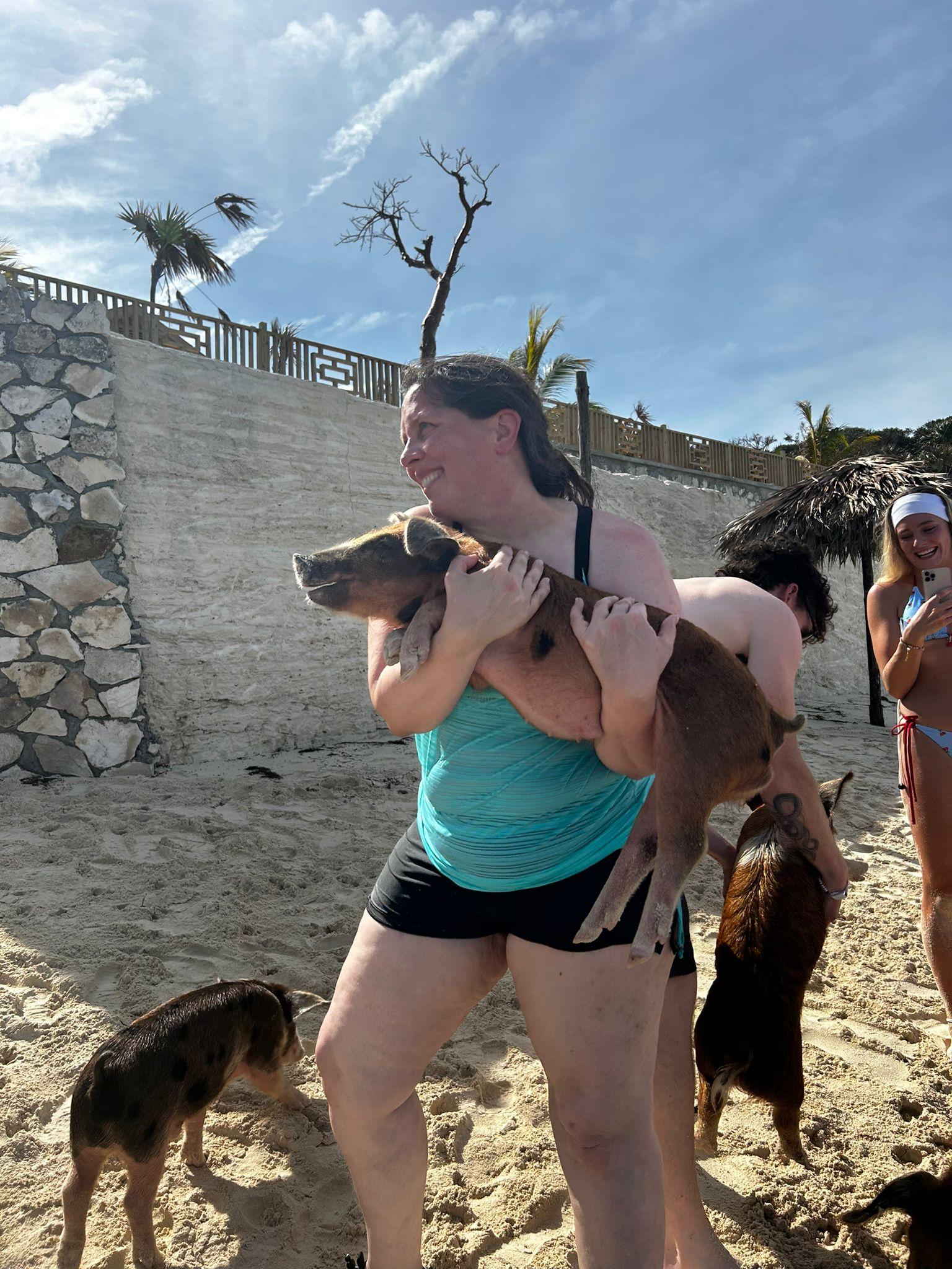 Nassau 3-Island Speedboat Adventure: Pigs, Turtles & Snorkeling