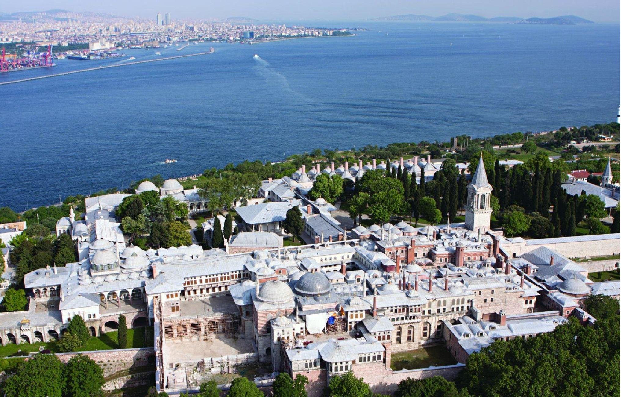 Topkapi Palace Skip-the-Line Small Group Tour