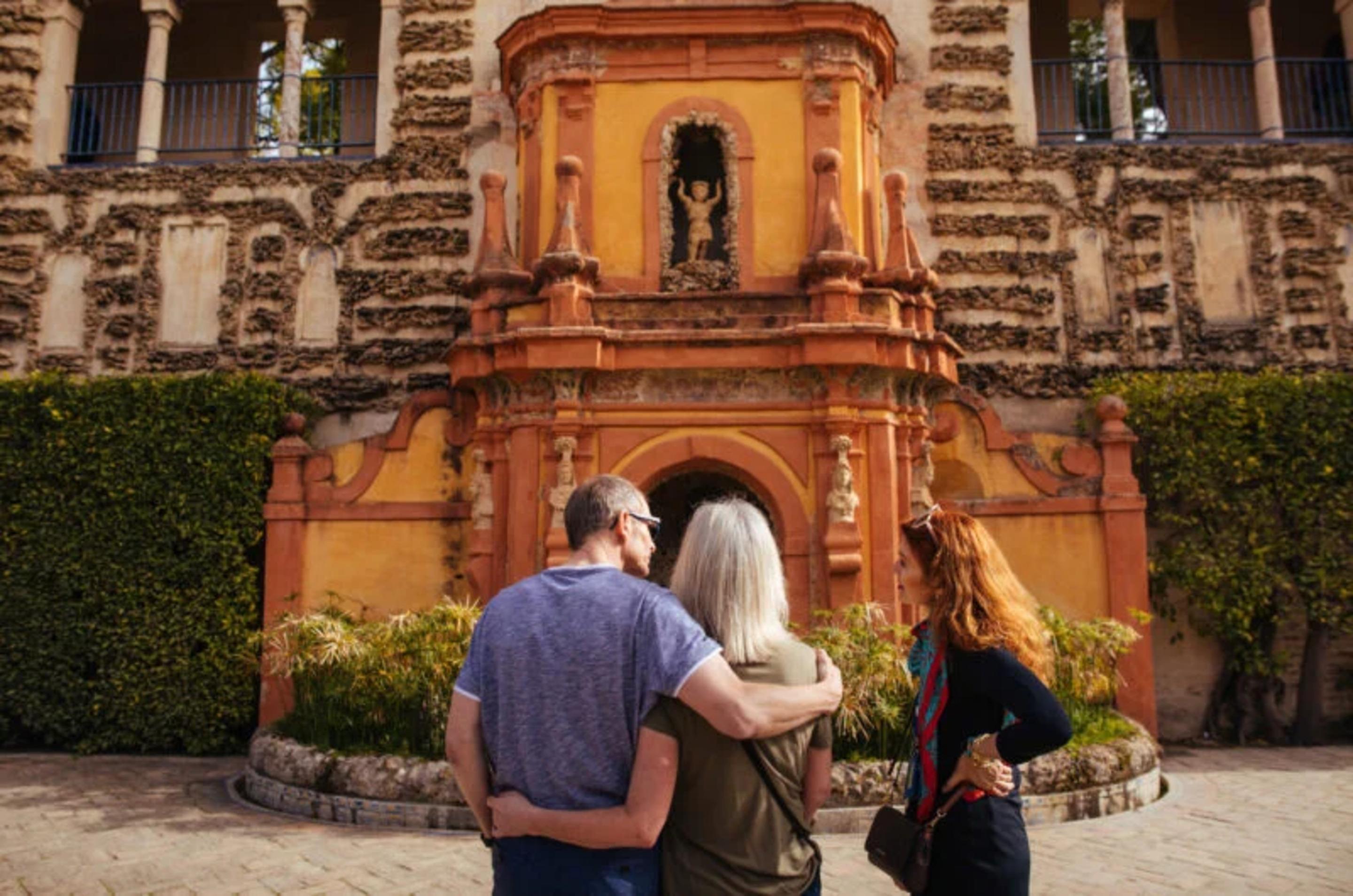 Private Seville Family Discovery Tour & Alcázar Visit