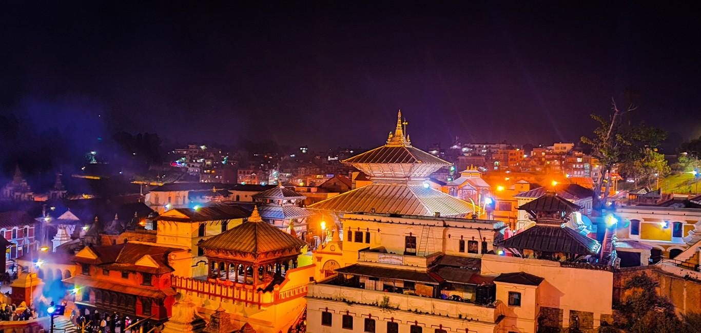 Kathmandu: Pashupatinath Evening Aarti Ceremony Tour