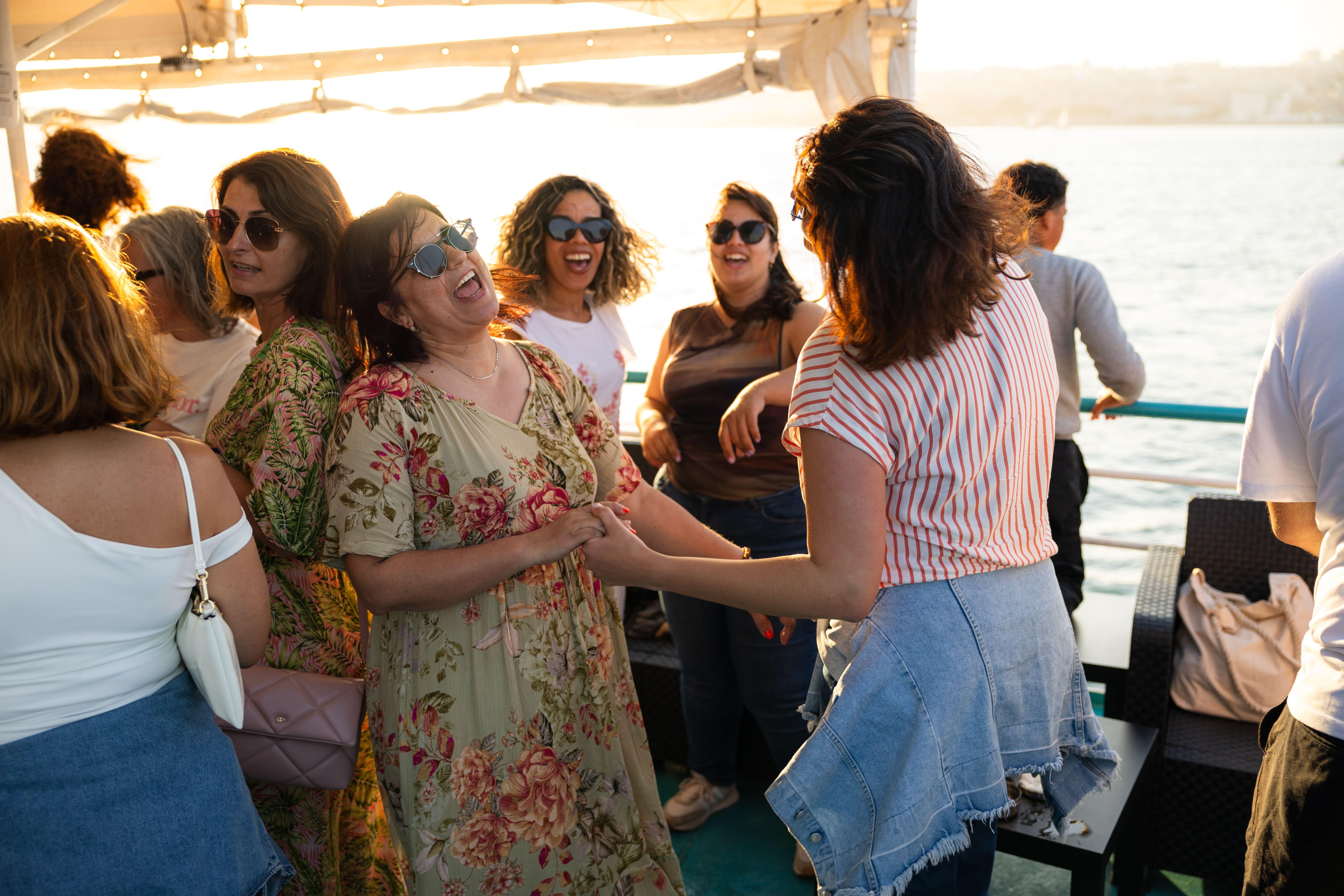 Lisbon Sunset Cruise on the Tagus River with Welcome Drink