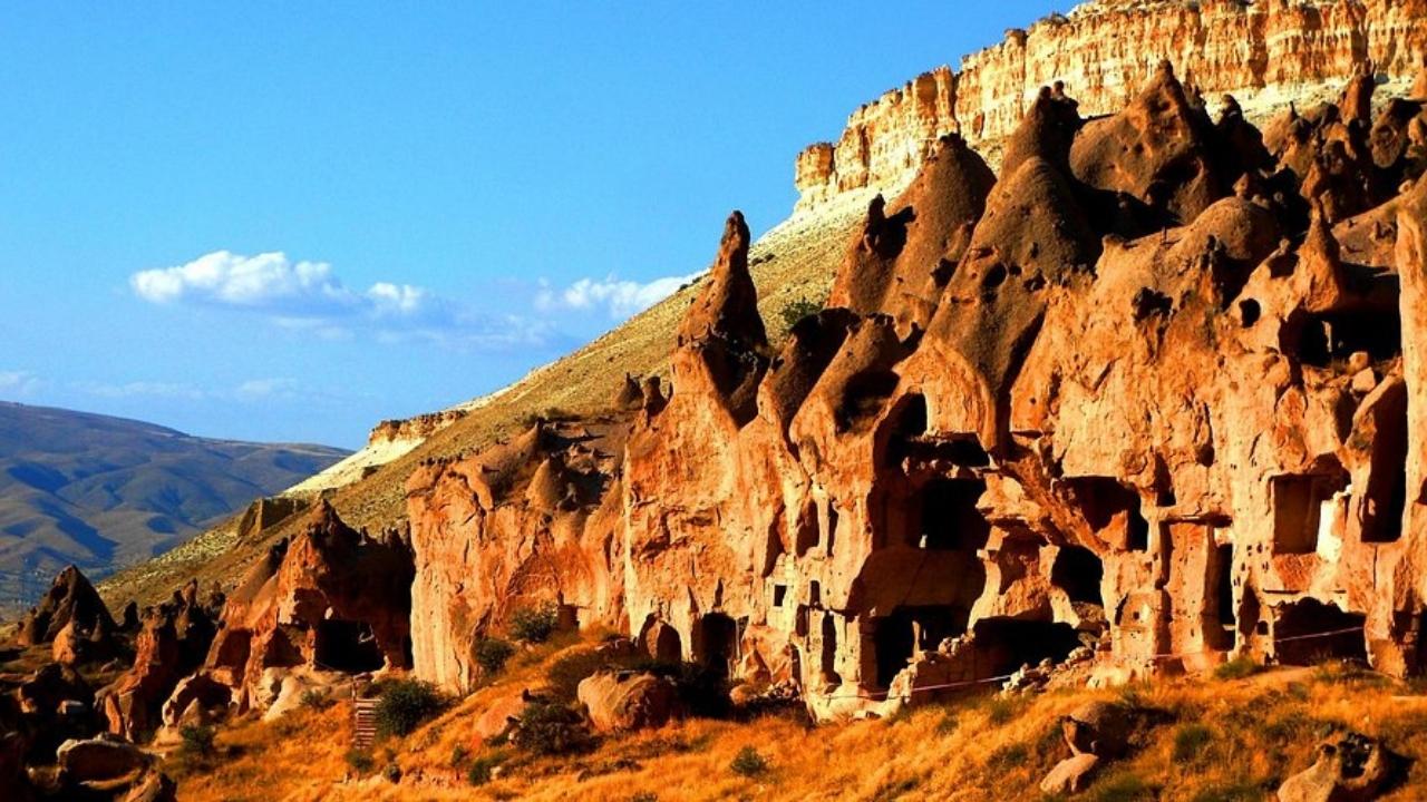 Cappadocia Private Highlights & Valleys Chauffeur Tour