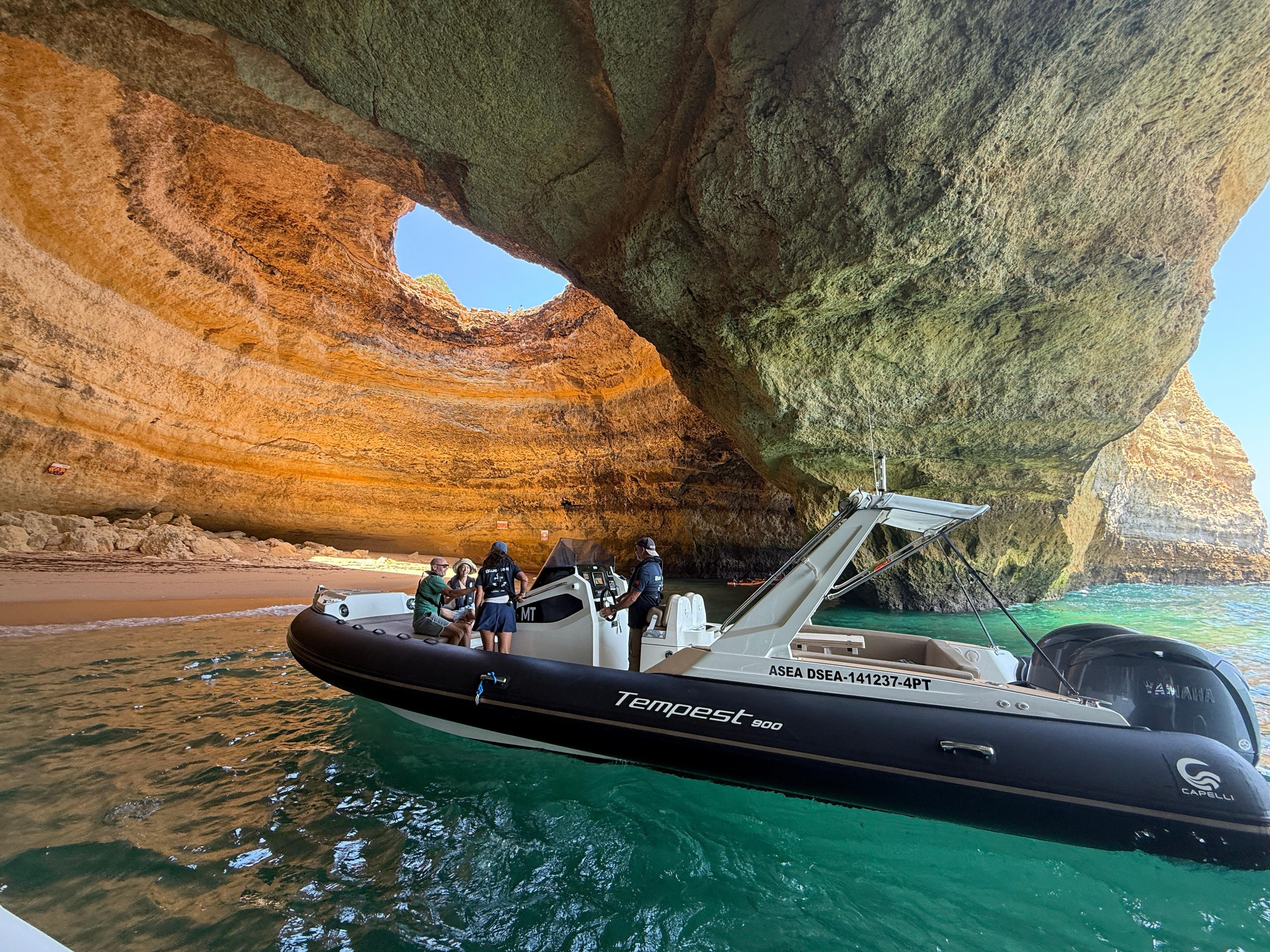 Private Boat Tour to Benagil Cave from Lagos