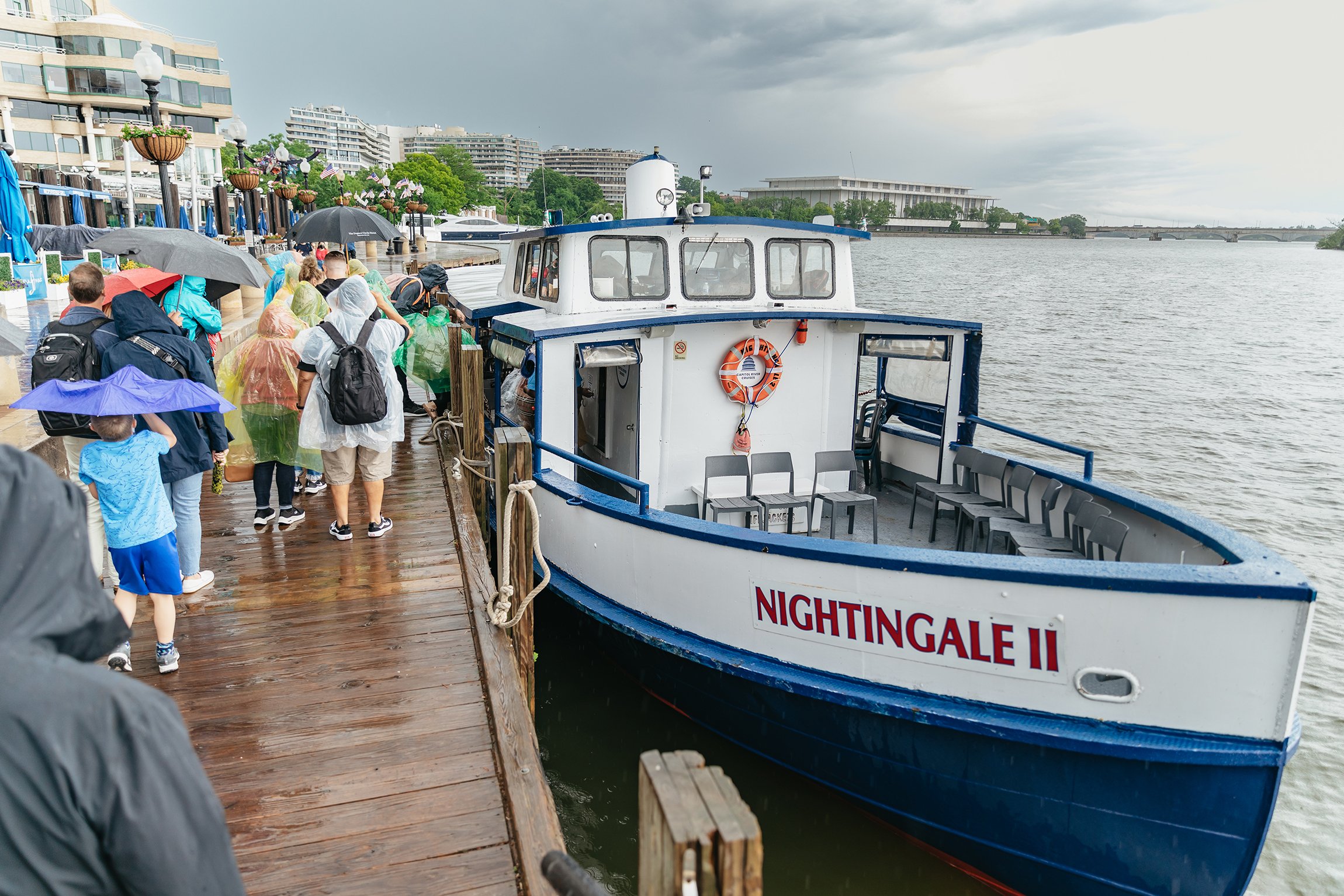 Washington, DC: Full-Day Tour with a Scenic River Cruise