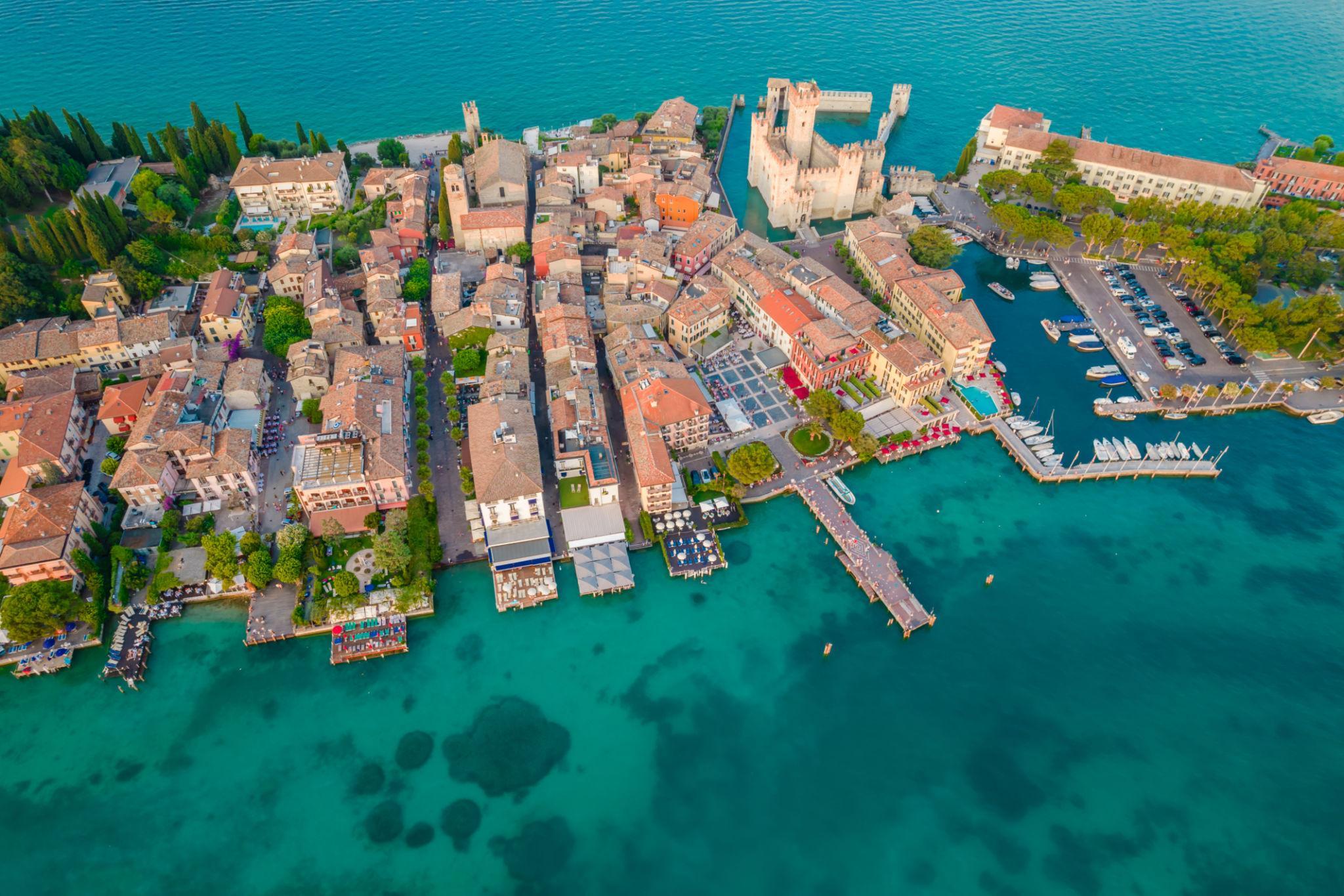 Verona and Lake Garda Private Day Tour from Venice