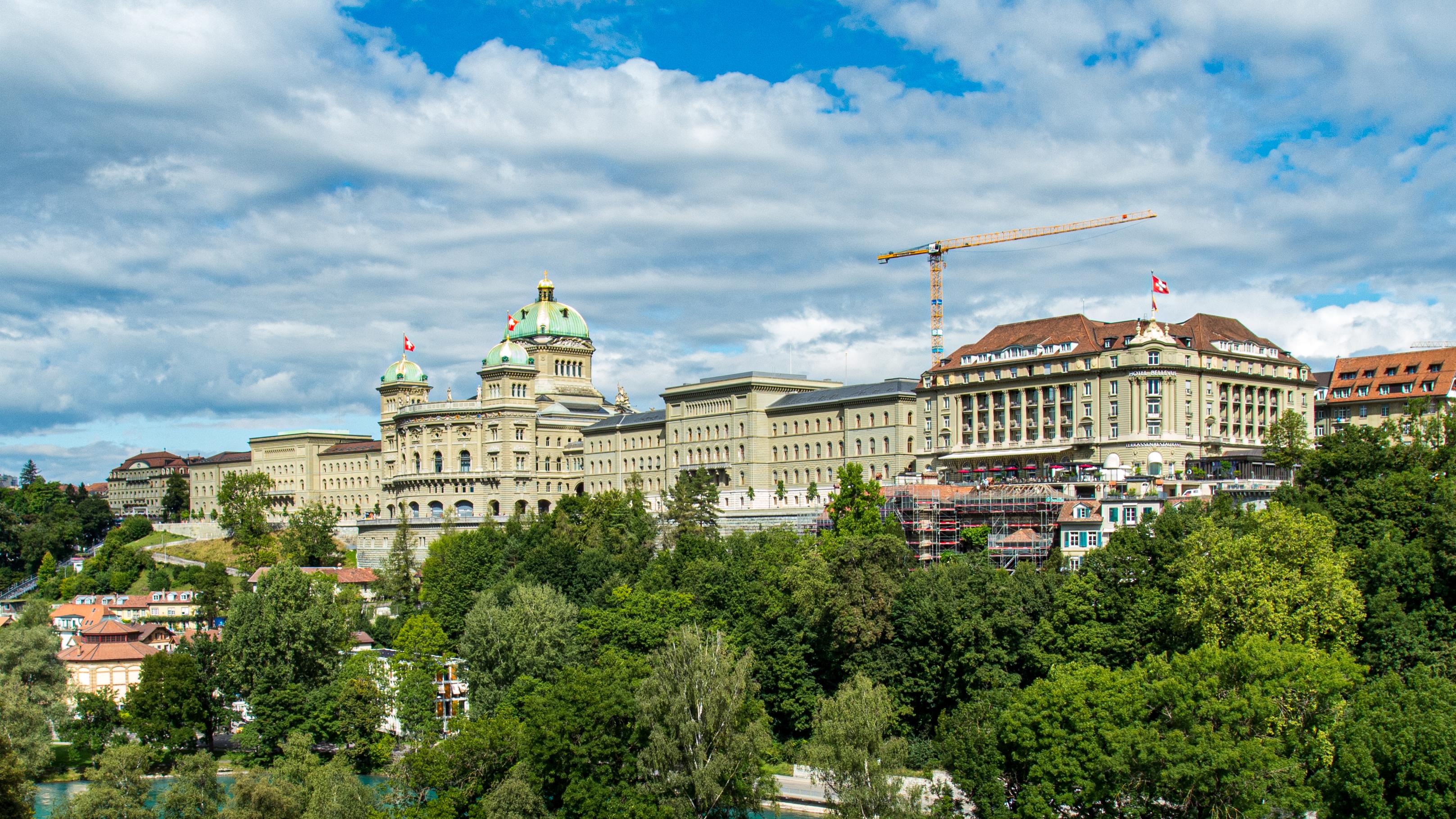 Zurich to Bern, Interlaken & Grindelwald Alps Tour