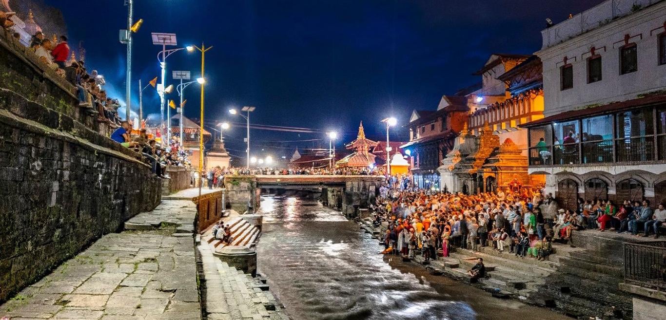 Kathmandu: Pashupatinath Evening Aarti Ceremony Tour