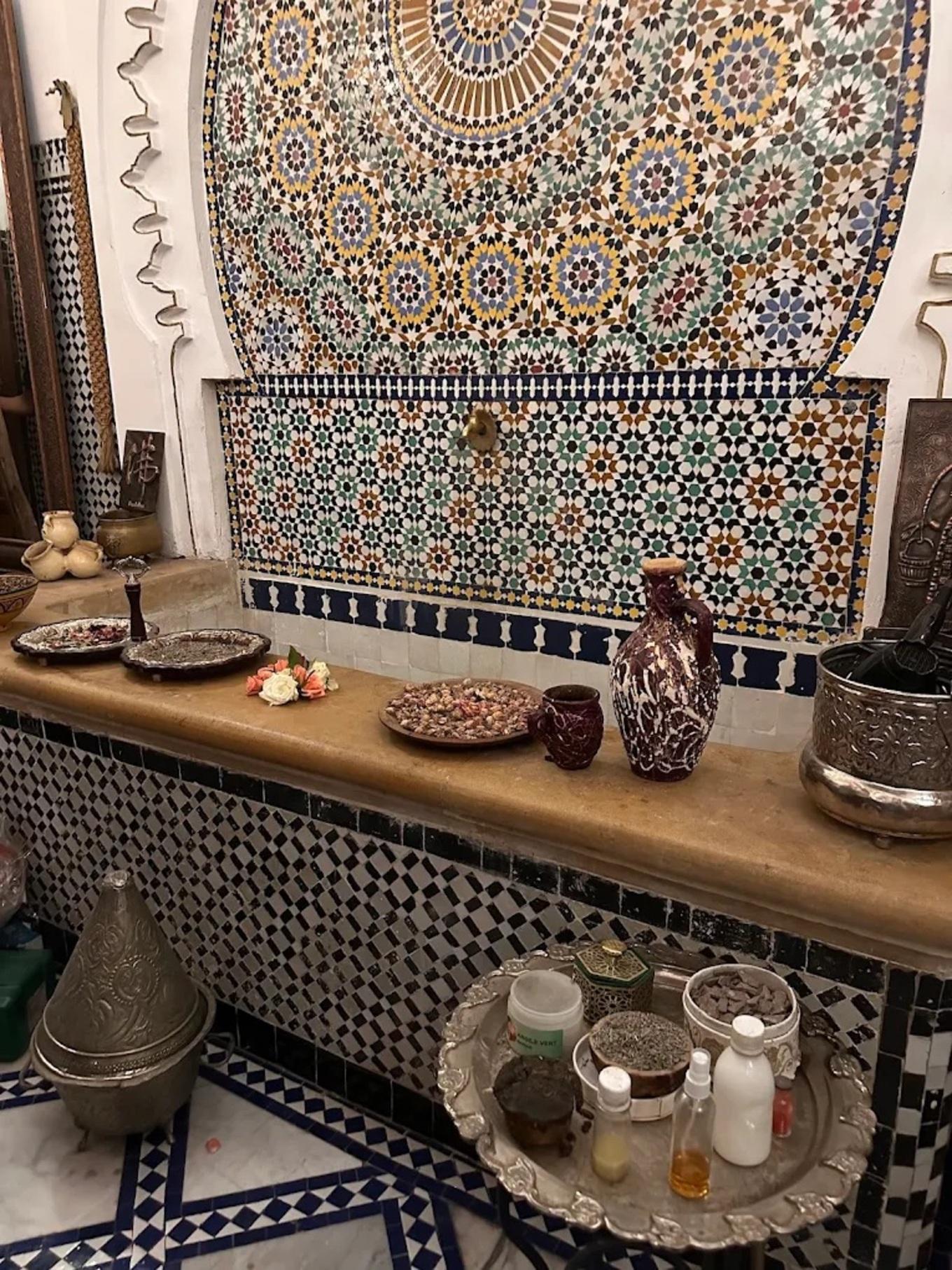 Fez Traditional Hammam, Massage, and Private Transfer