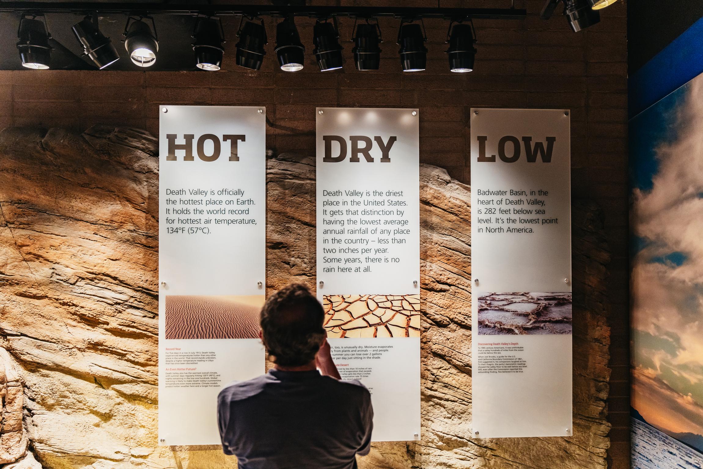 Death Valley national park tour from Las Vegas — Badwater Basin salt flats, Zabriskie Point badlands and Mesquite sand dunes — image 3