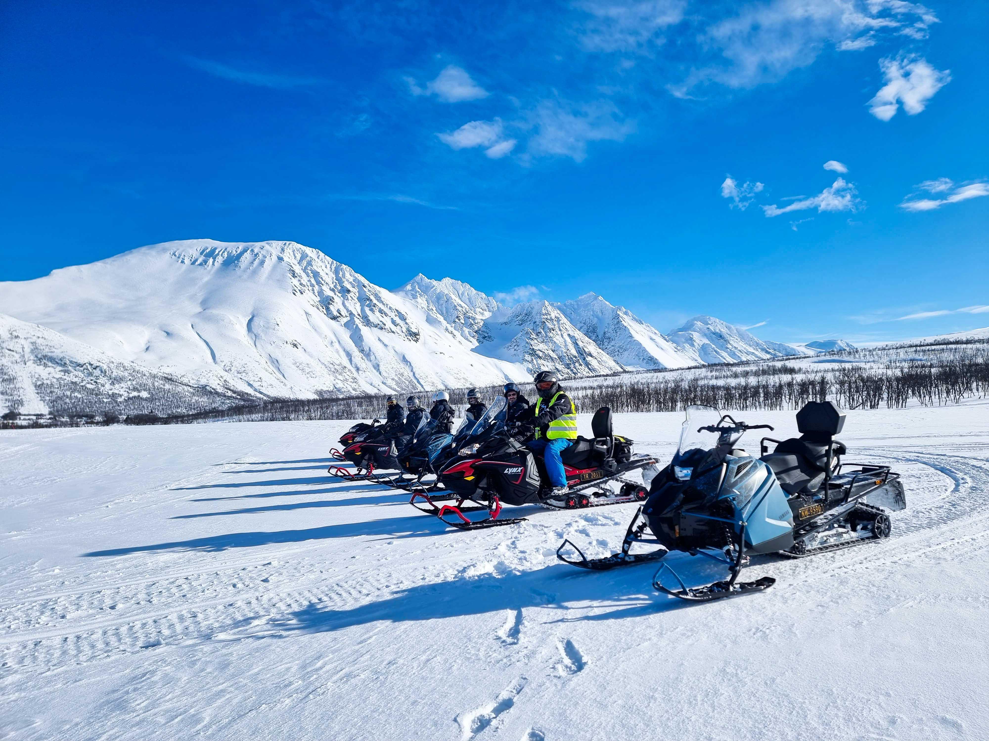 Tromsø Arctic Snowmobile & Crystal Lavvo Aurora Experience