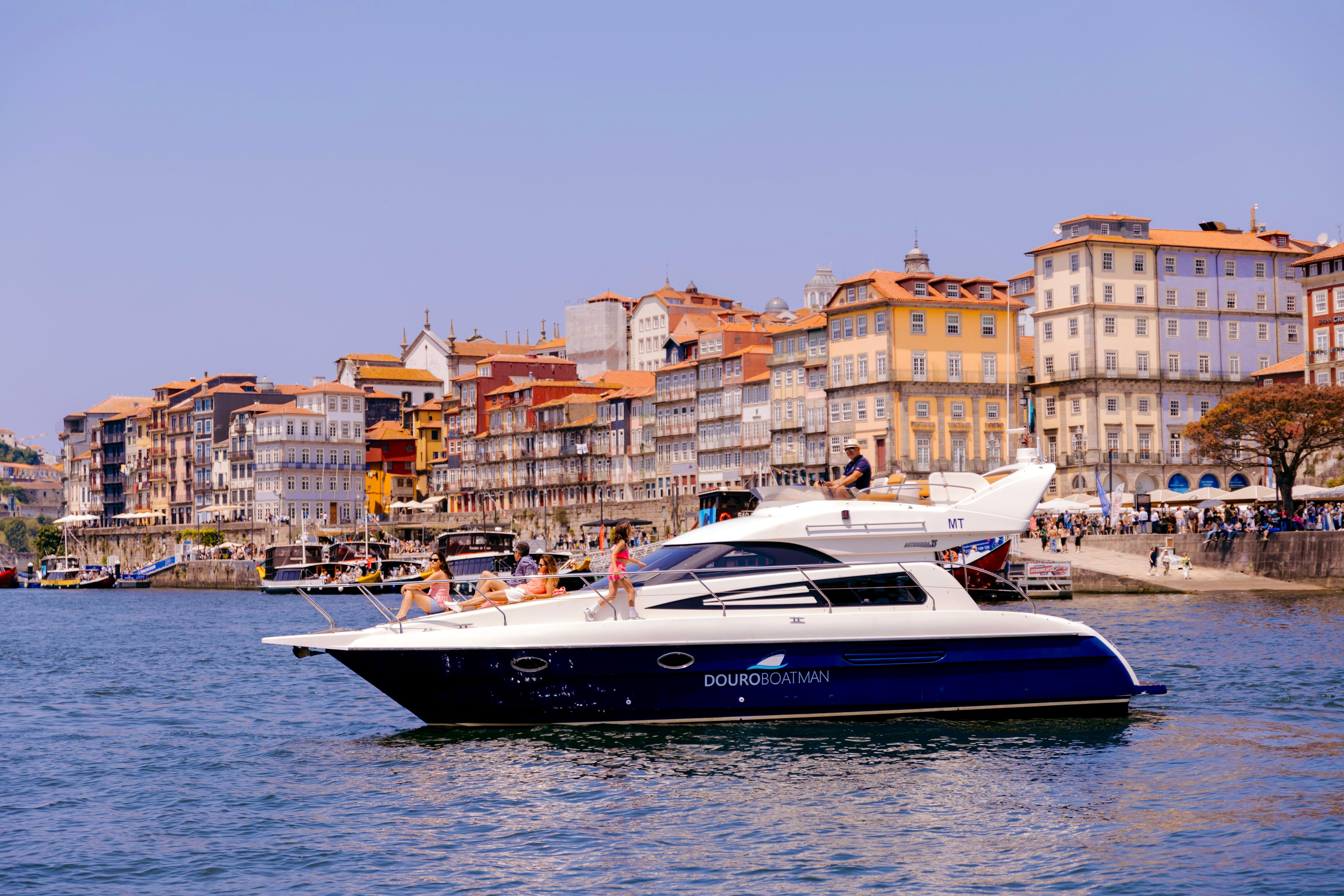 Private Douro River Yacht Cruise with Wine & Gourmet Tasting