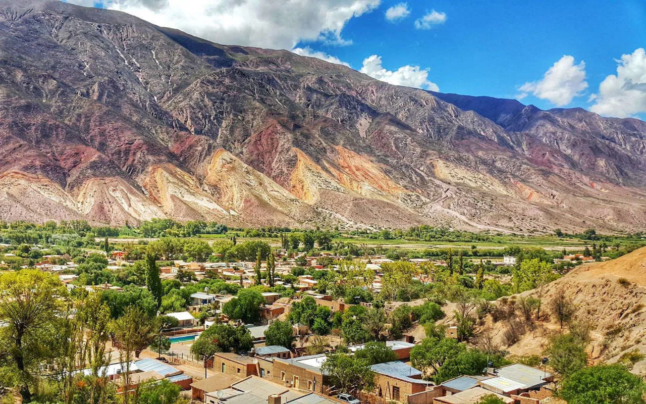 Quebrada de Humahuaca Day Tour from Salta with Purmamarca & Tilcara