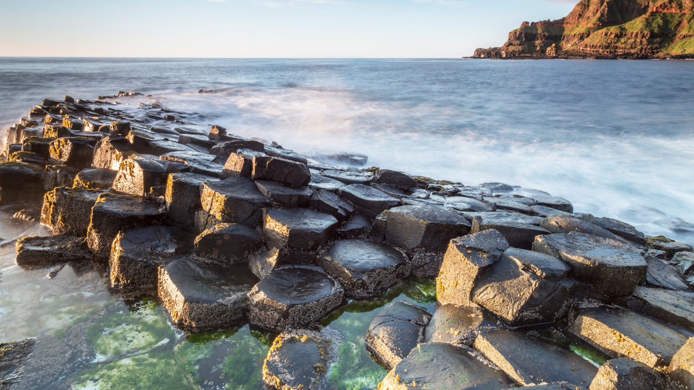 Dublin: Giant's Causeway, Dunluce Castle & Belfast