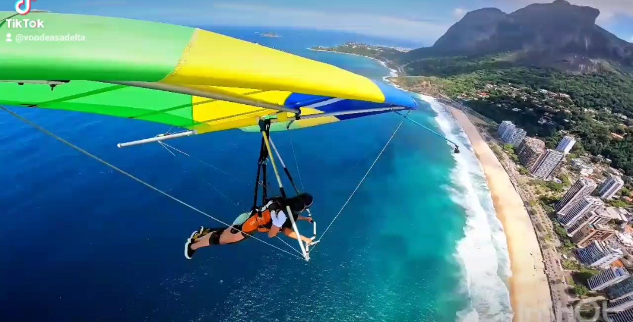 Tandem Hang Gliding Experience over Rio de Janeiro