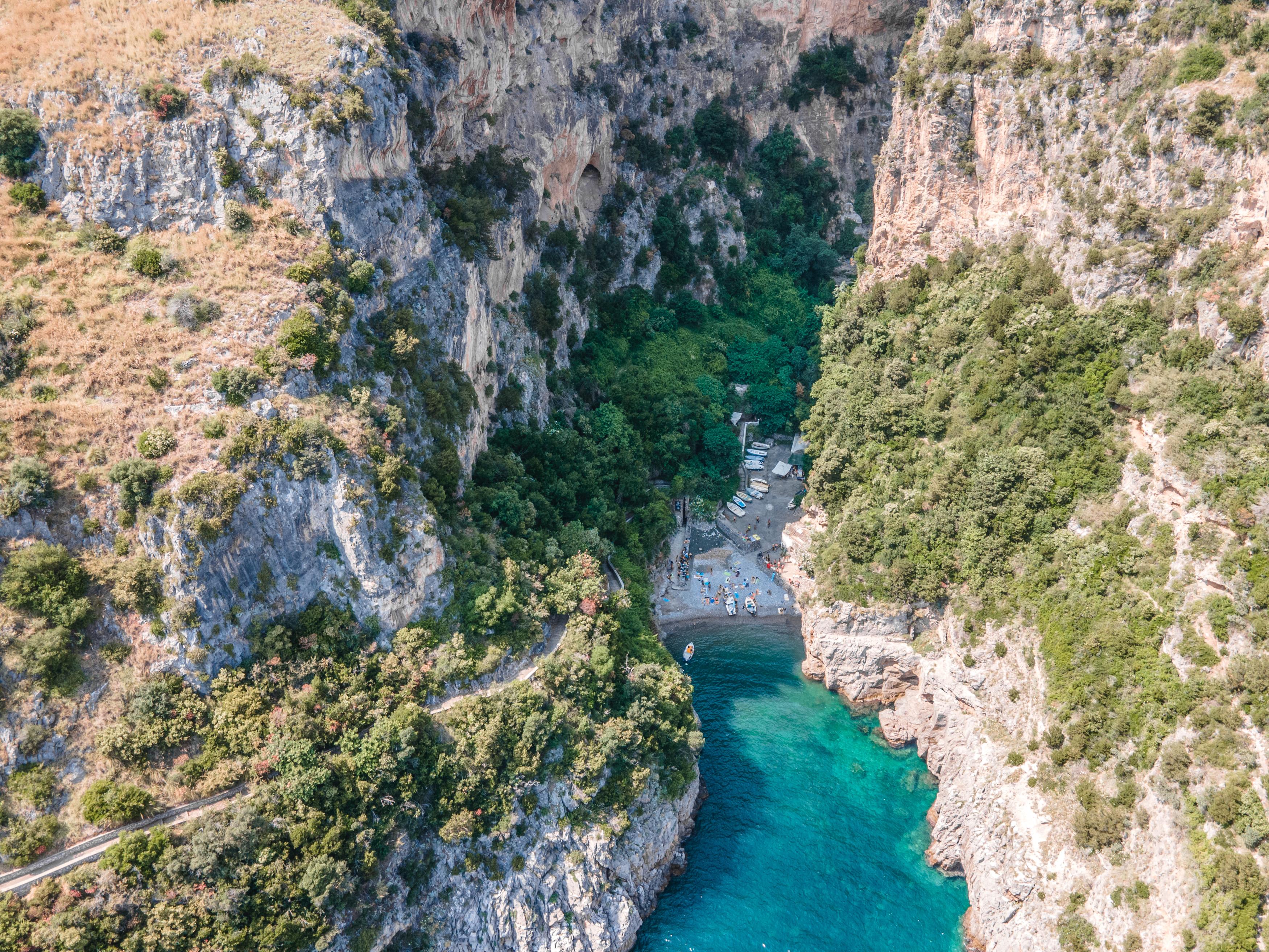 Amalfi Coast Boat Tour: Positano, Amalfi & Li Galli Islands