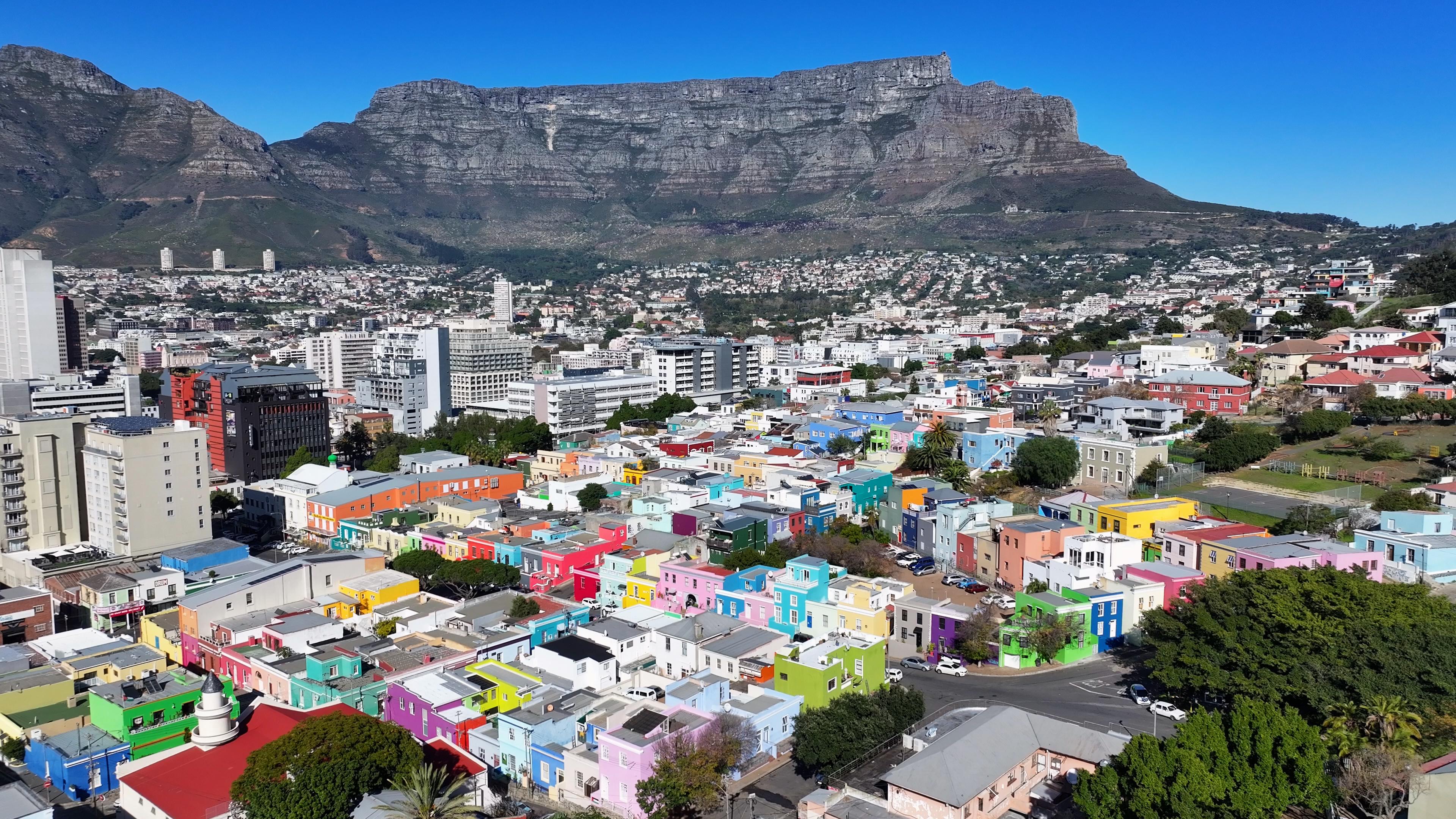 Cape Town Full-Day Tour: Table Mountain, Cape Point & Penguin Colony