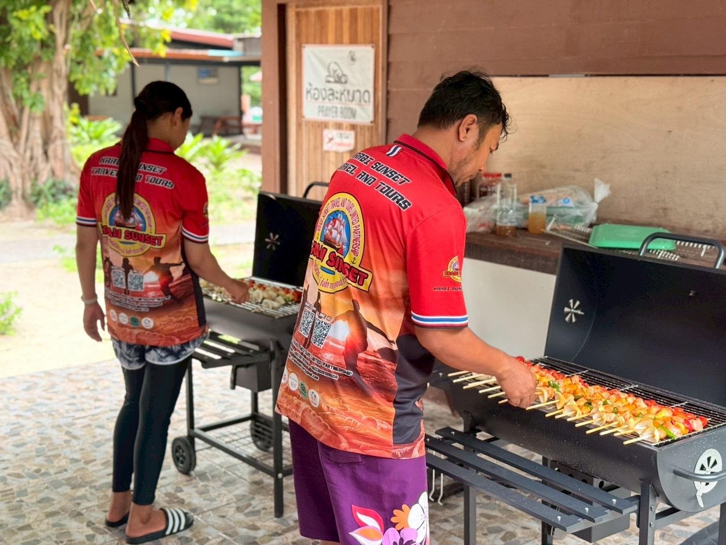 Phi Phi Islands Sunset, BBQ & Bioluminescent Plankton Day Tour from Krabi