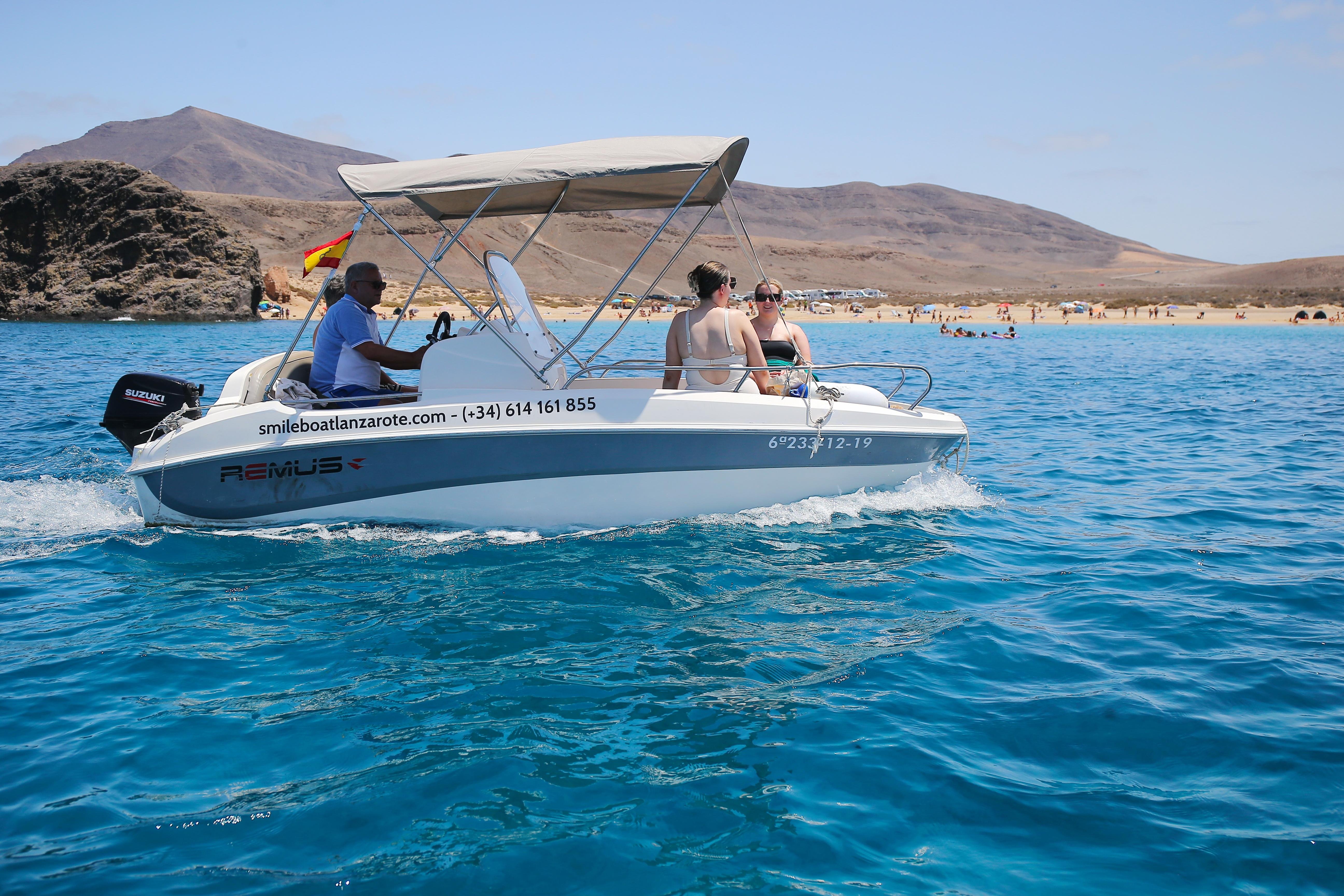 Self-Drive Boat Rental at Playa Papagayo