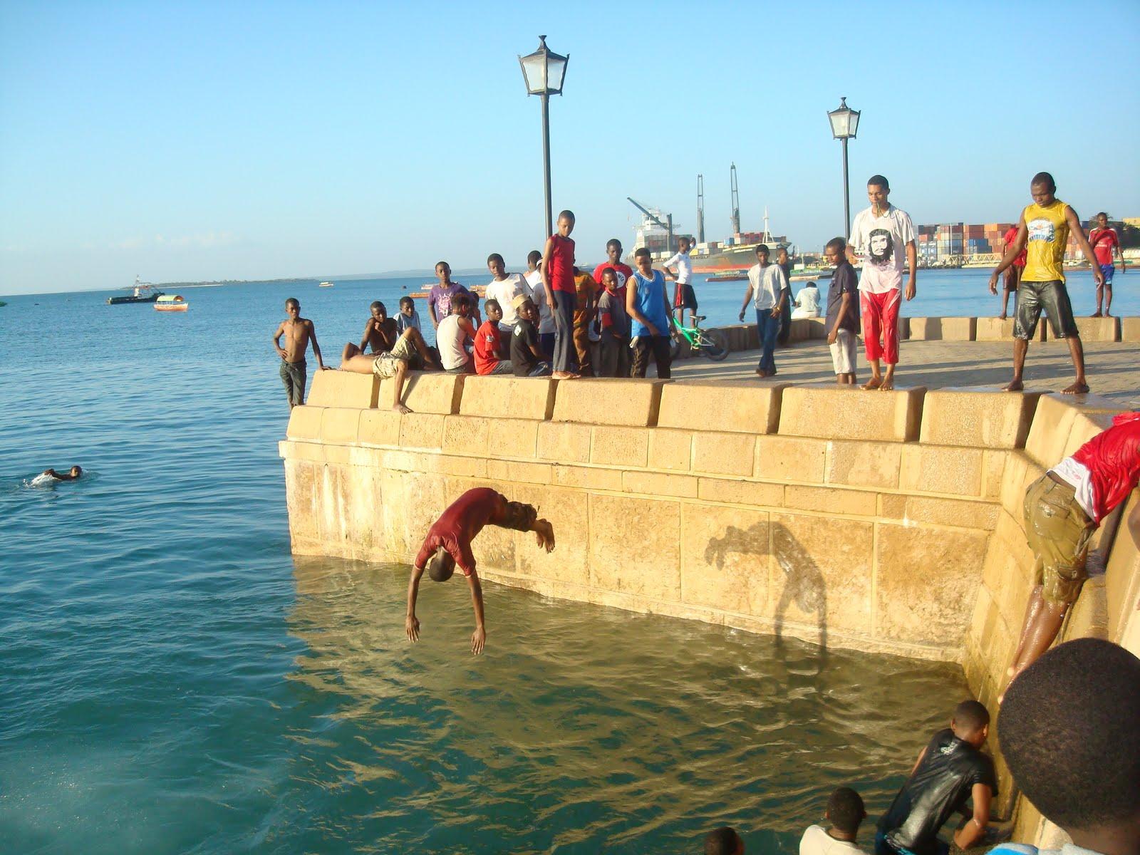 Zanzibar Full-Day Tour: Prison Island, Nakupenda Sandbank & Stone Town BBQ
