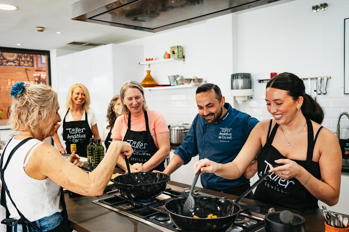 cooking class in Seville — photo 12