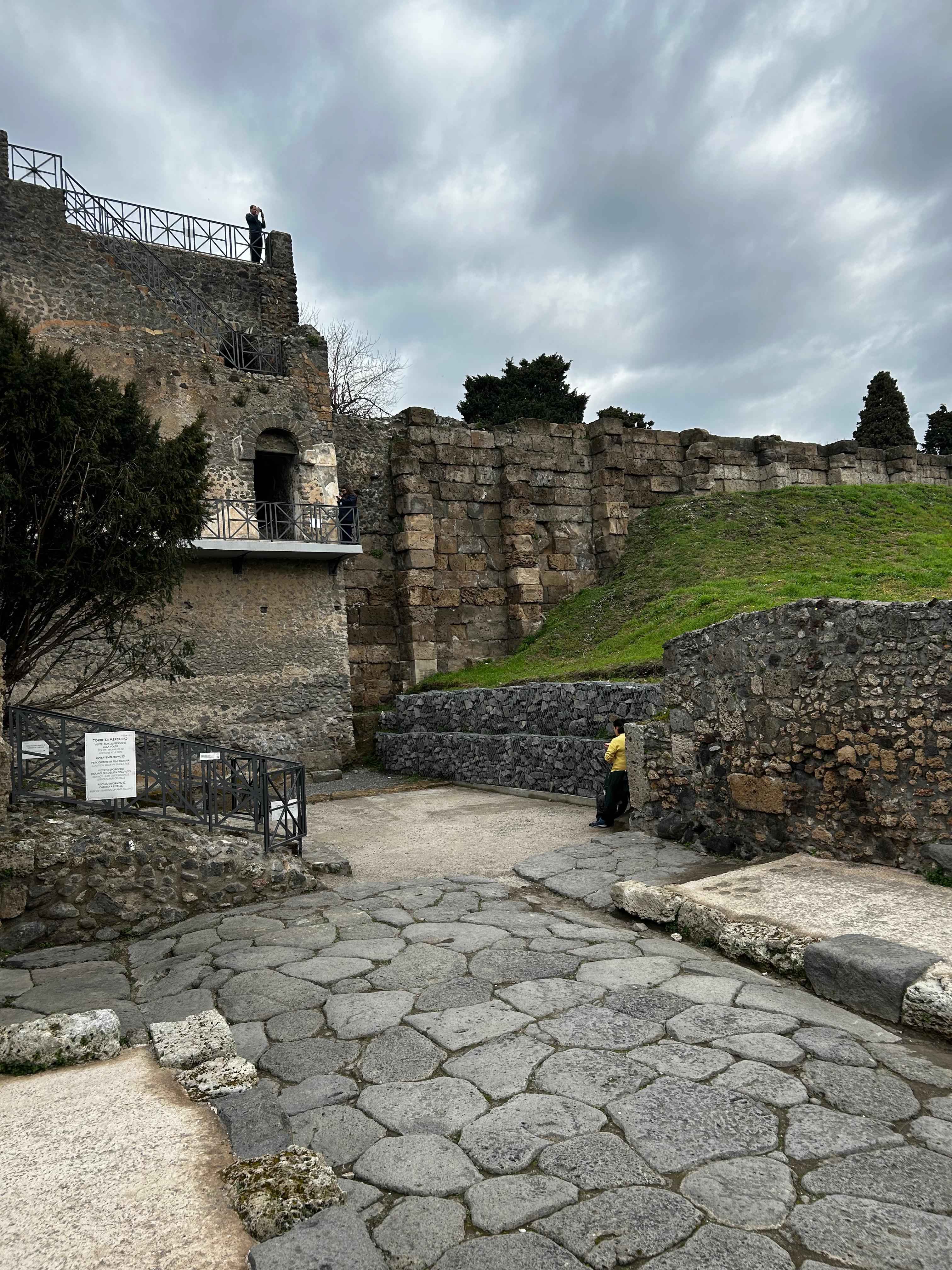 Pompeii Private Walking Tour with Skip-the-Line Access