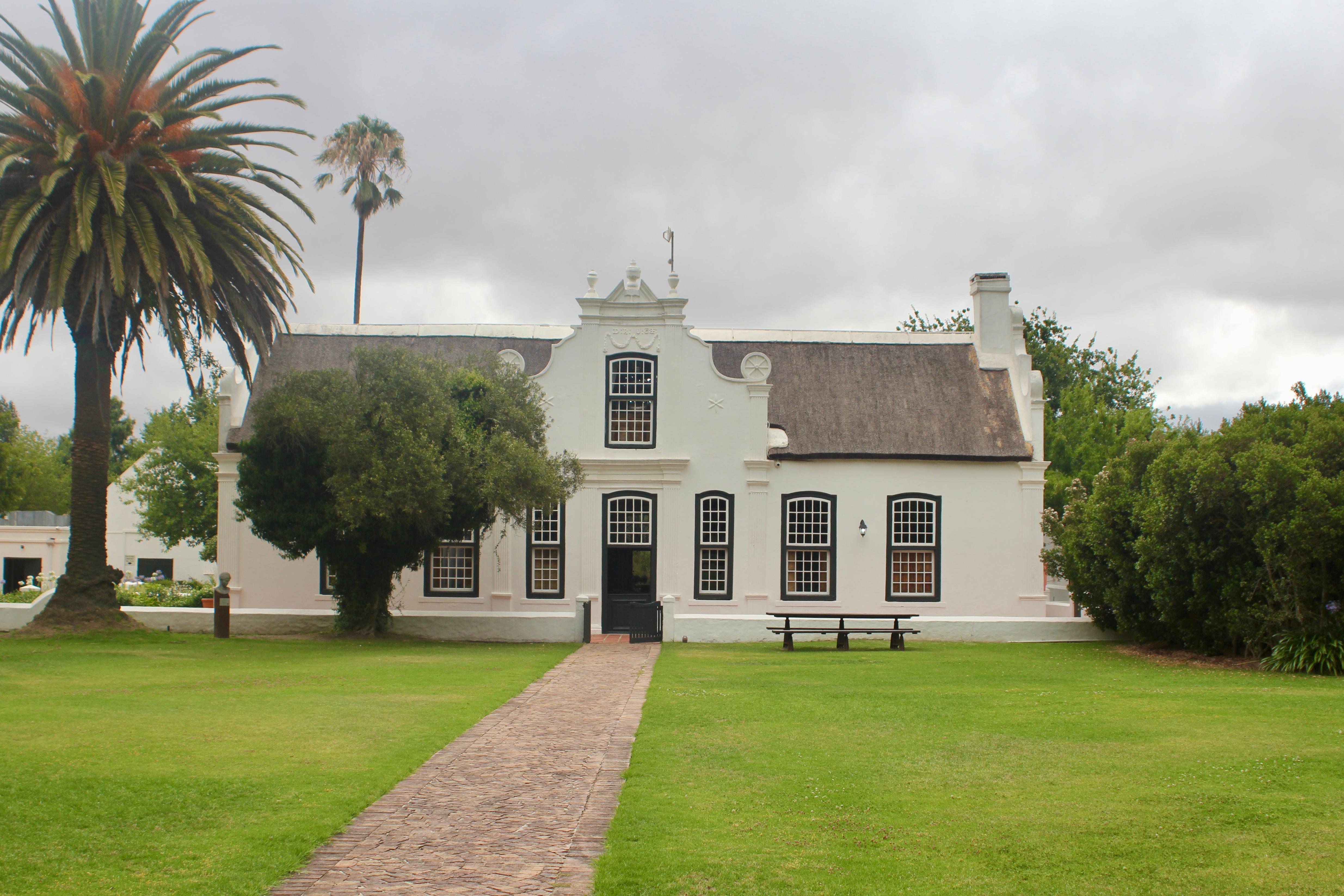 Cape Winelands Full-Day Tour: Stellenbosch, Franschhoek & Paarl
