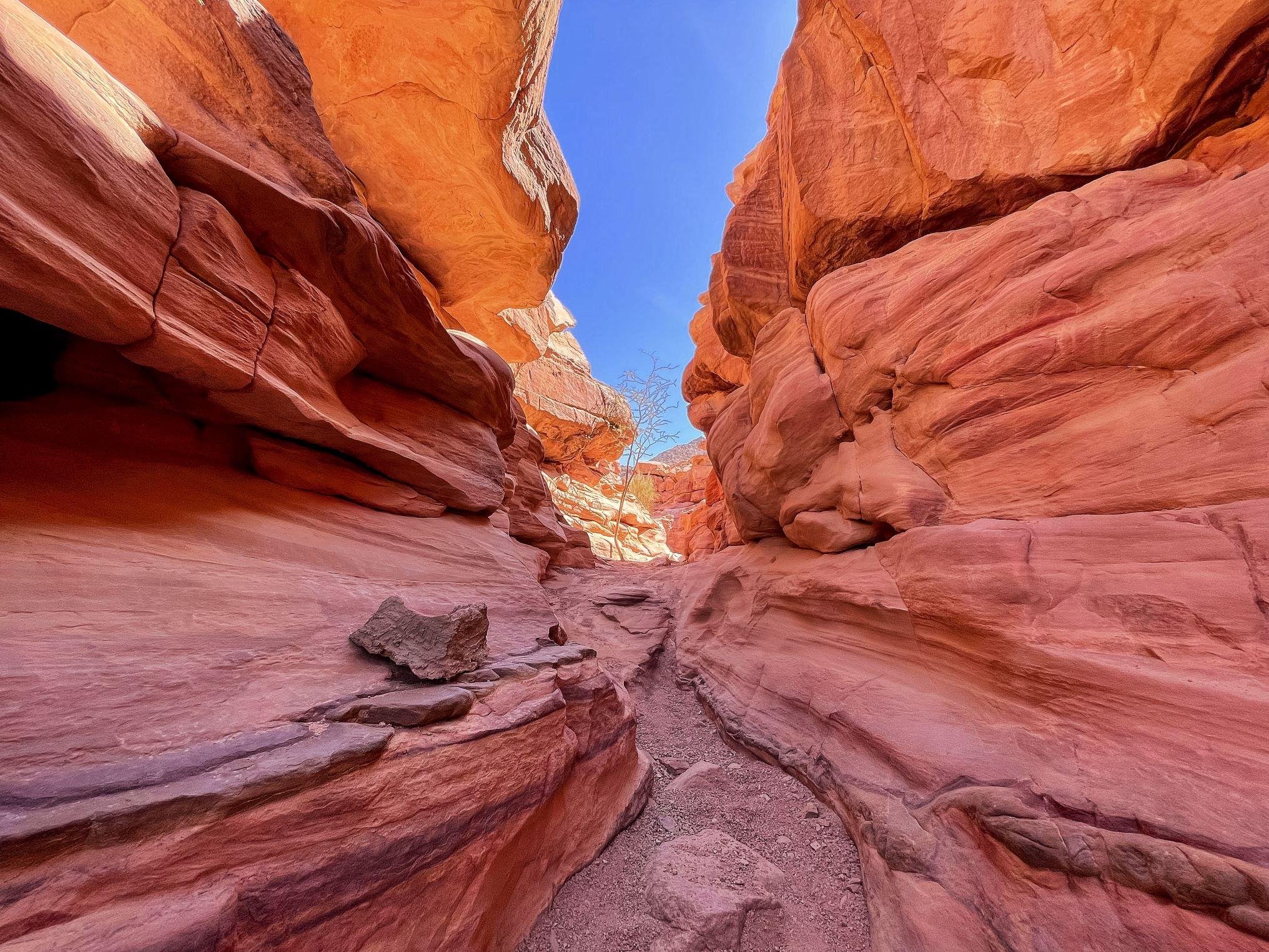 Dahab Adventure: Blue Hole Snorkeling, Colored Canyon & Desert Safari