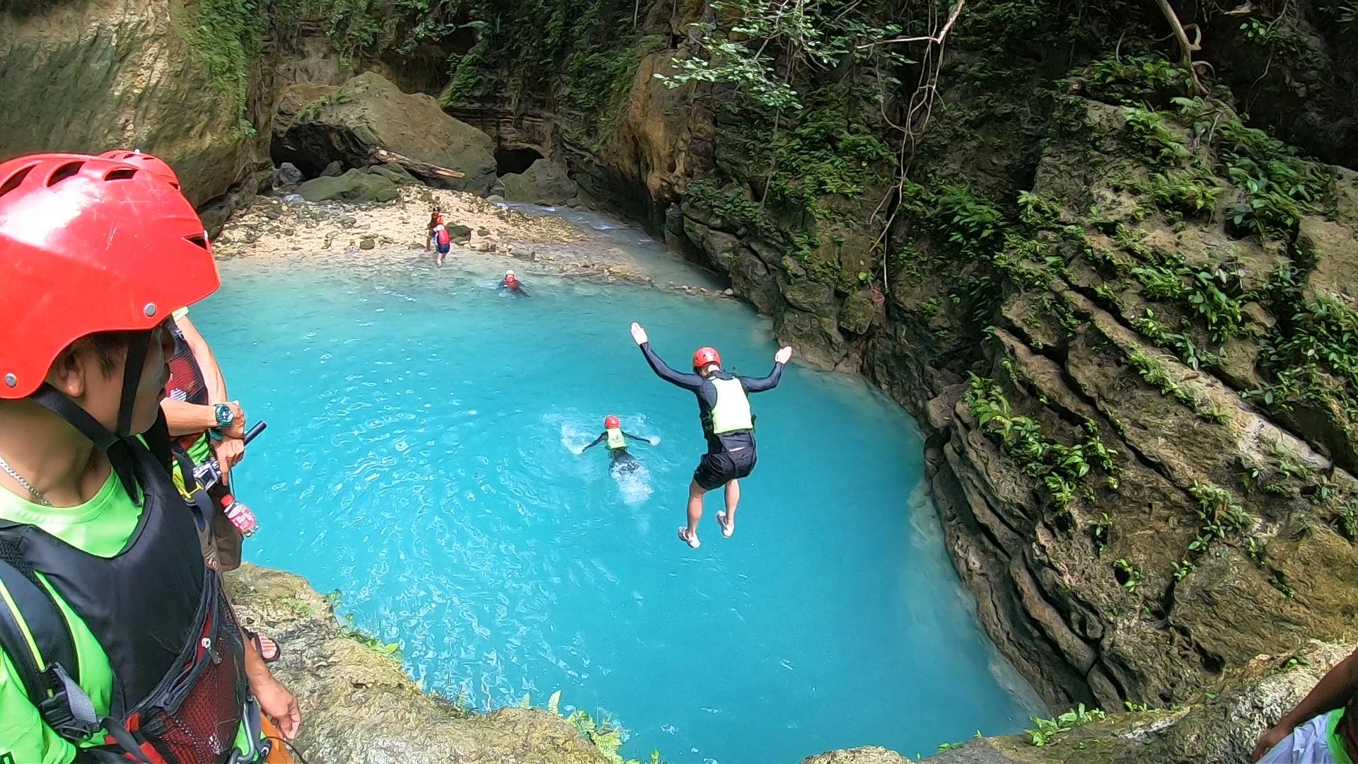 Cebu Full-Day Moalboal Sardine Run & Kawasan Canyoneering