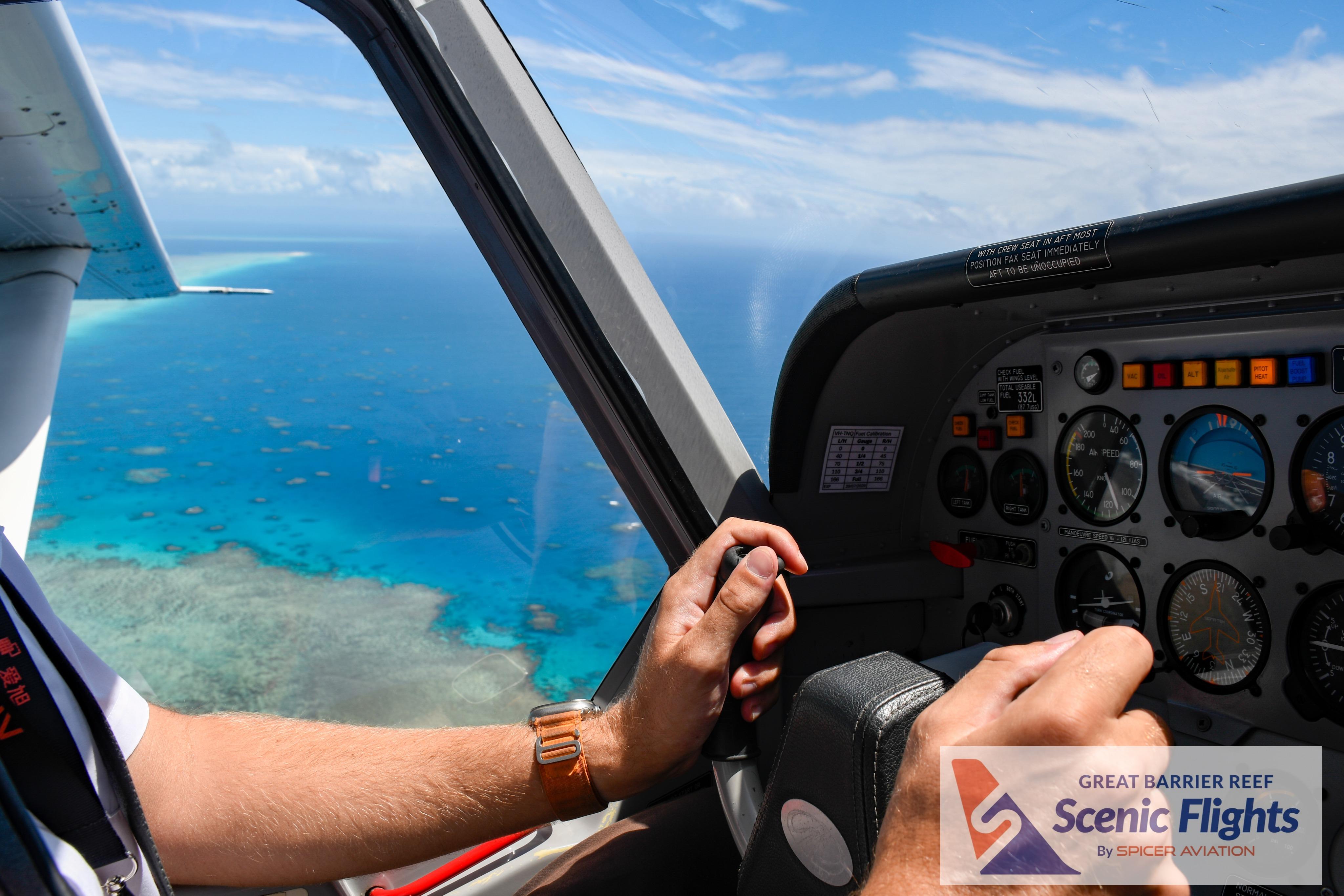 Great Barrier Reef scenic flight from Cairns — photo 6