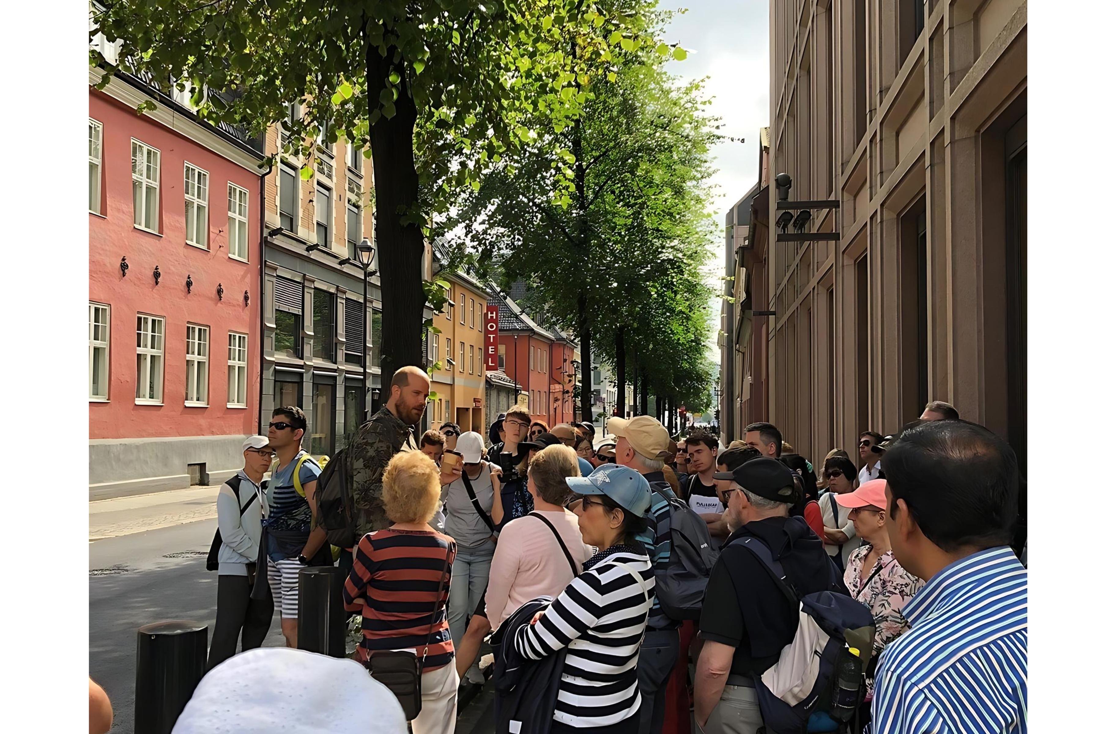 Oslo: Guided Walking Tour of Central Oslo with Local Guide