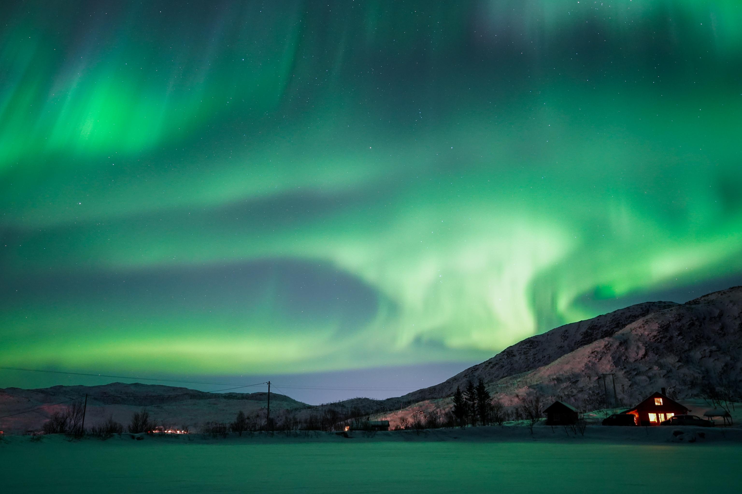 Small-Group Aurora Hunt in Tromsø