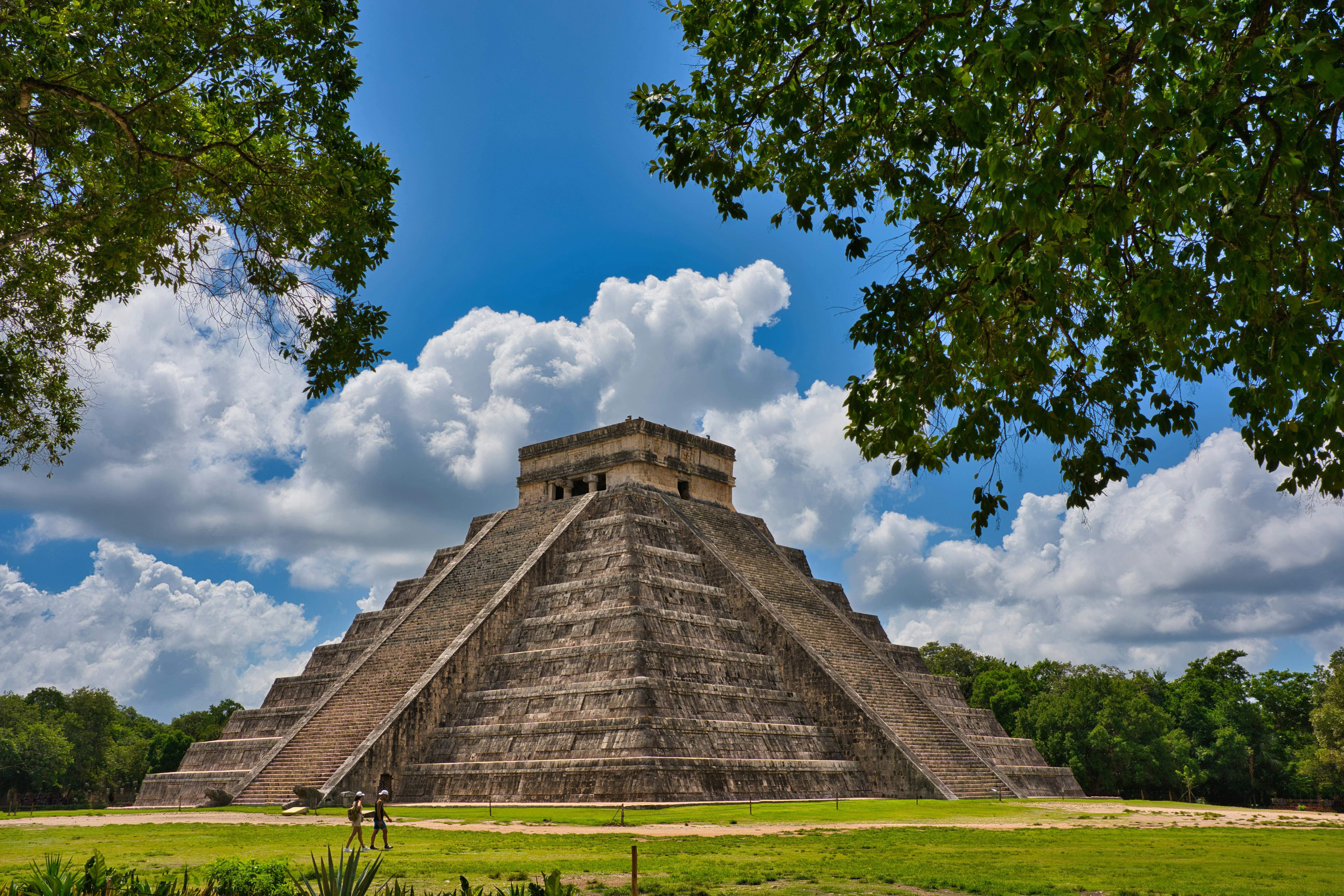 Full-Day Chichén Itzá, Cenote & Valladolid Cultural Expedition