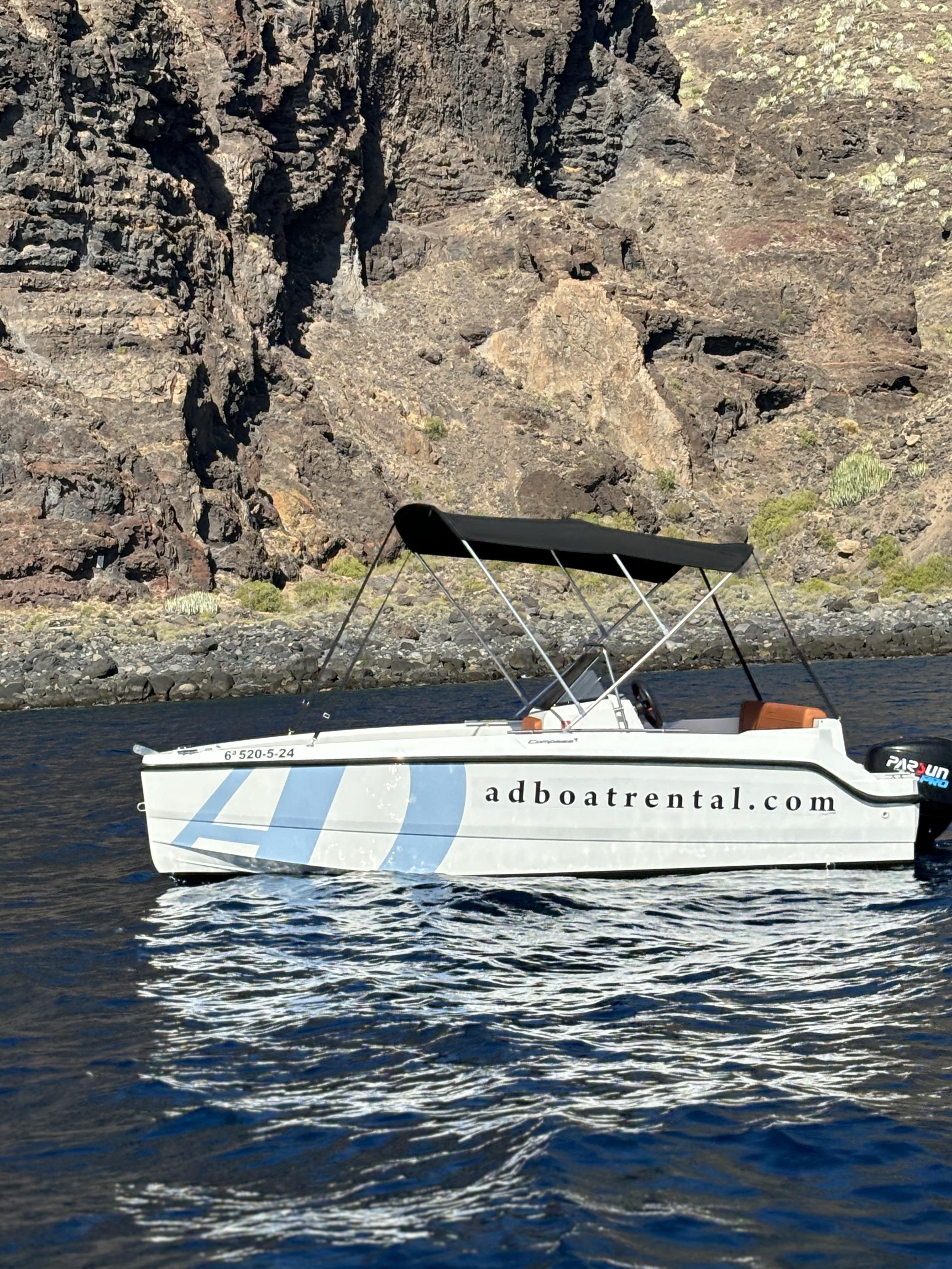 Tenerife: License-Free Boat Rental Adventure