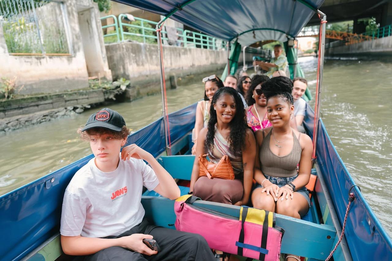 Private Bangkok Long-Tail Boat Charter (Groups up to 10)